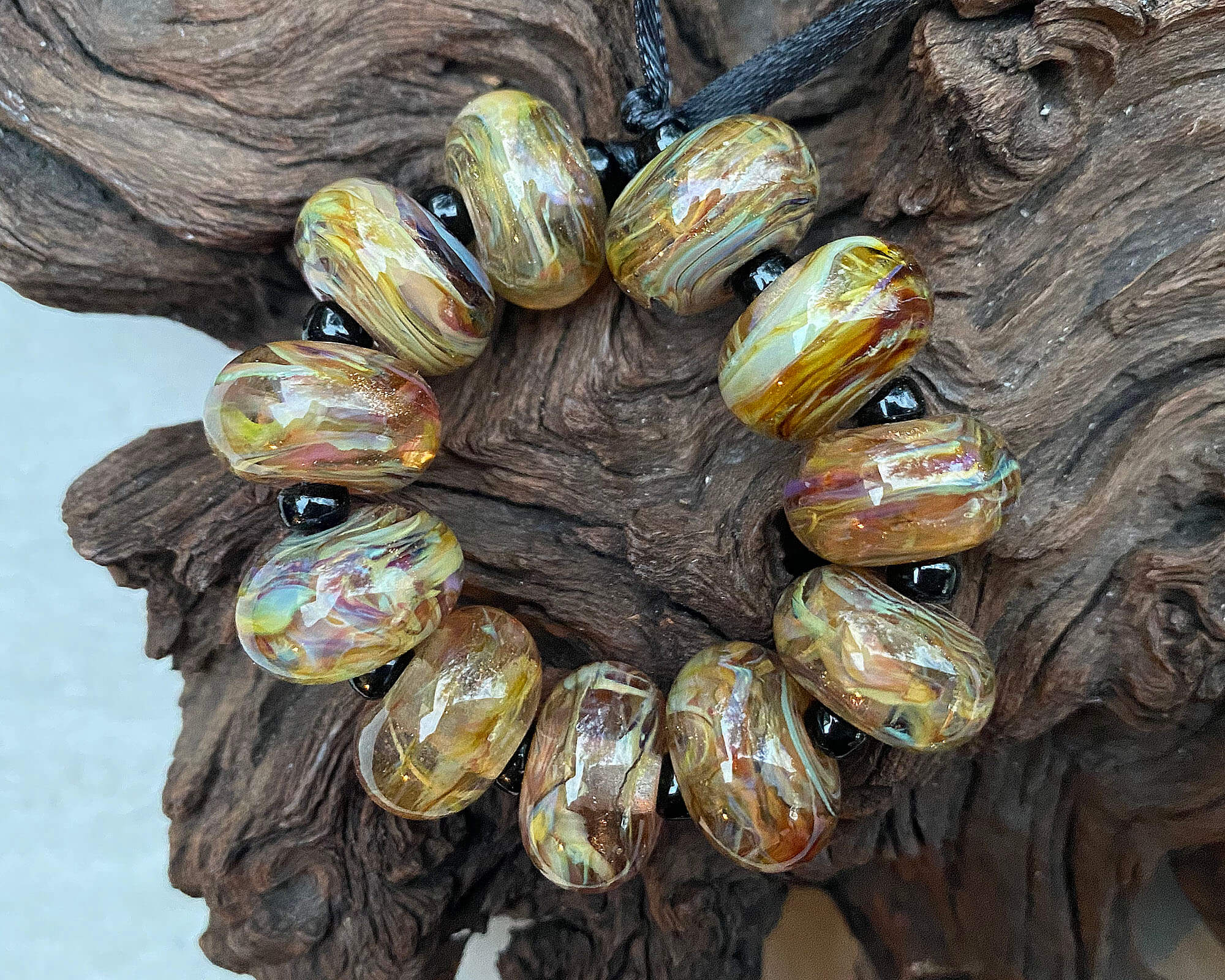 11-Piece Strawberry Color Pop Multicolor Lampwork Glass Beads Set for Jewelry Making, DIY Crafts, and Bracelet Designs - SRA
