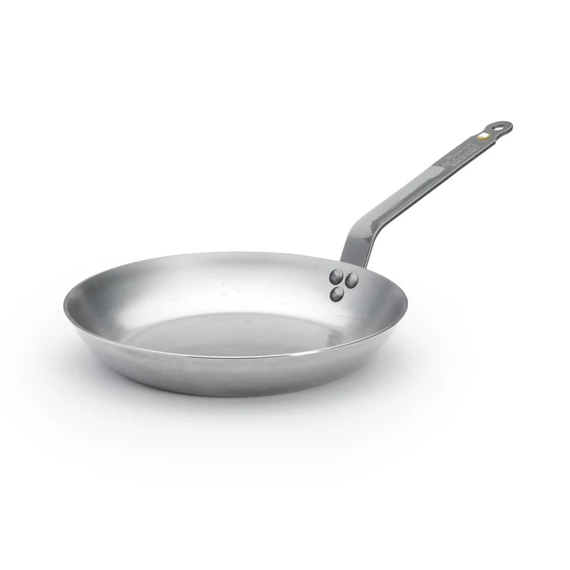 De Buyer MINERAL B Carbon Steel Frying Pan 9.5 Inch - Professional French Skillet for Searing, Sauteing & Perfect Steaks - Ideal for Home Chefs & Restaurant Use