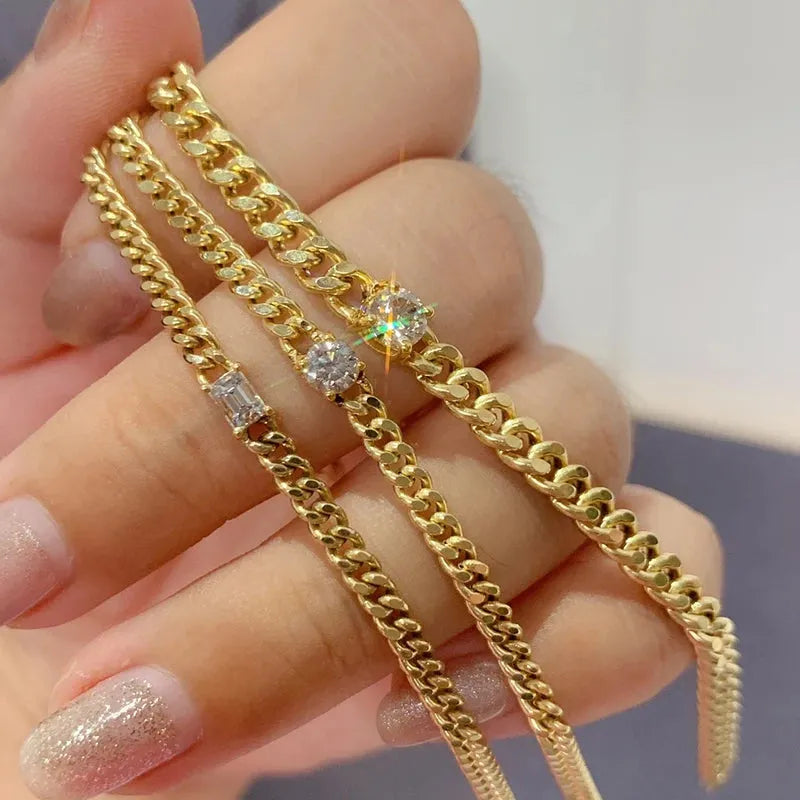 18K Yellow Gold Diamond Bracelet for Women - Classic Emerald & Round Cut Natural Diamond Cuban Chain Vintage Jewelry - Perfect for Parties, Weddings & Special Occasions