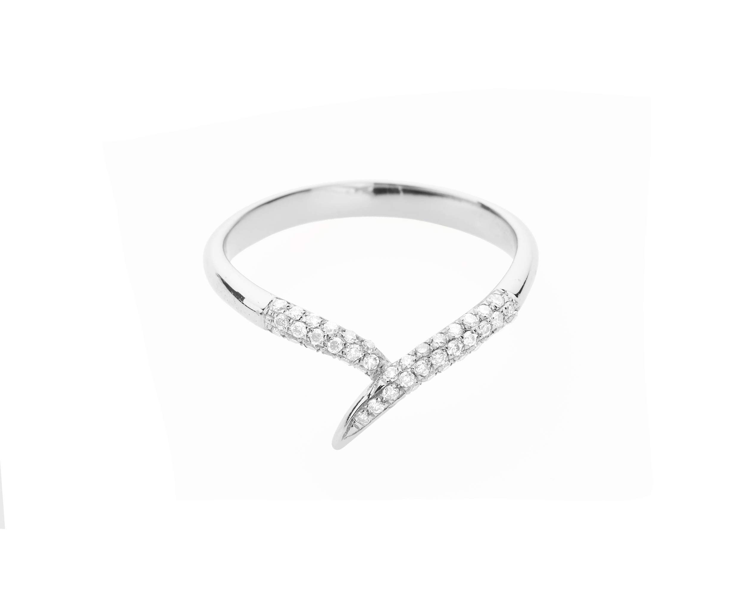 Majade Diamond Ring – 14K Gold Handmade Wedding & Engagement Ring for Women, April Birthstone, Unique Non-Traditional Minimalist Band – Perfect for Proposals, Anniversaries, and Special Occasions