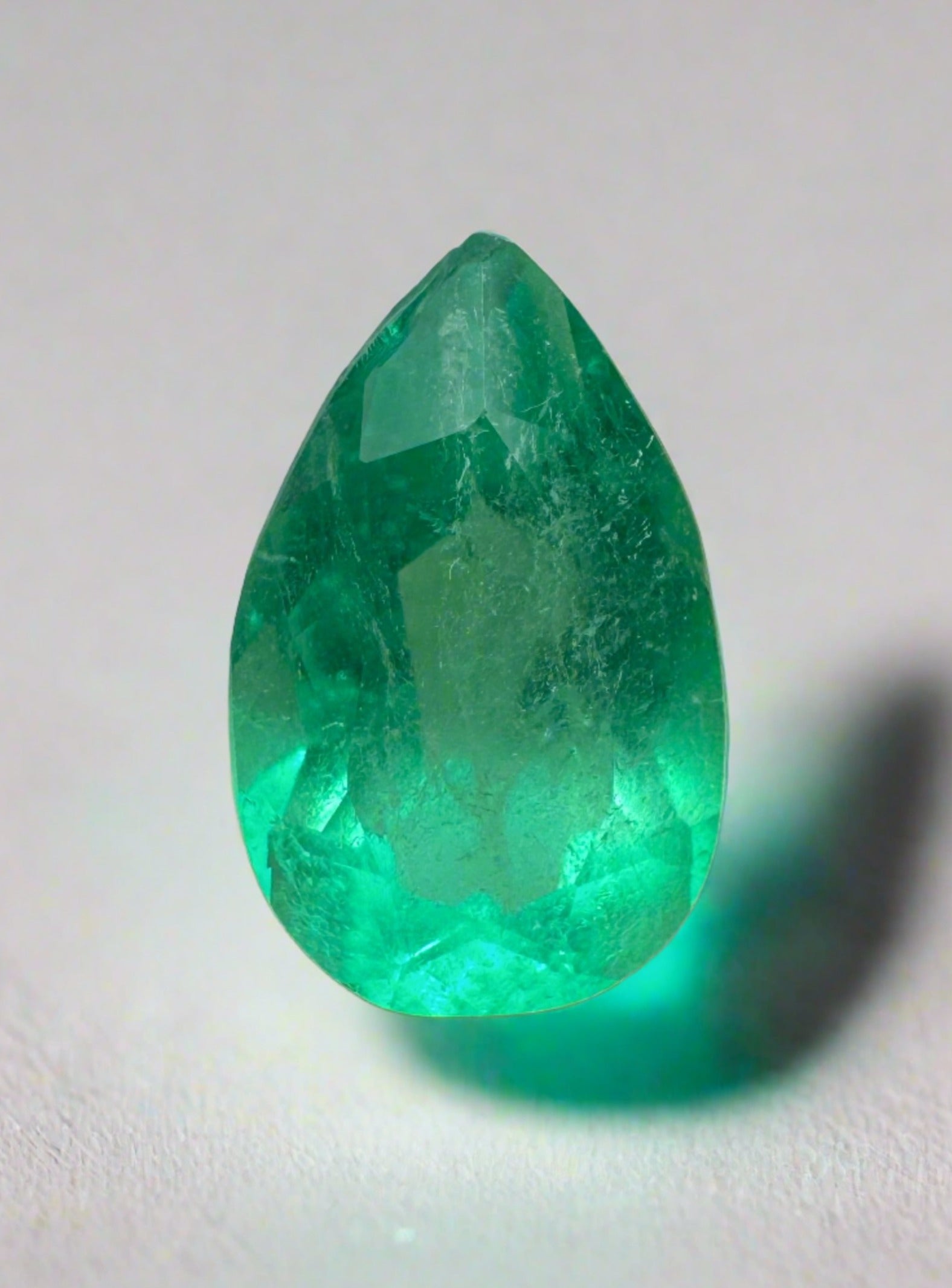 1.42 Carat Yellowish Green Natural Loose Colombian Emerald Pear Cut Gemstone for Jewelry Making, Engagement Rings & Luxury Gifts