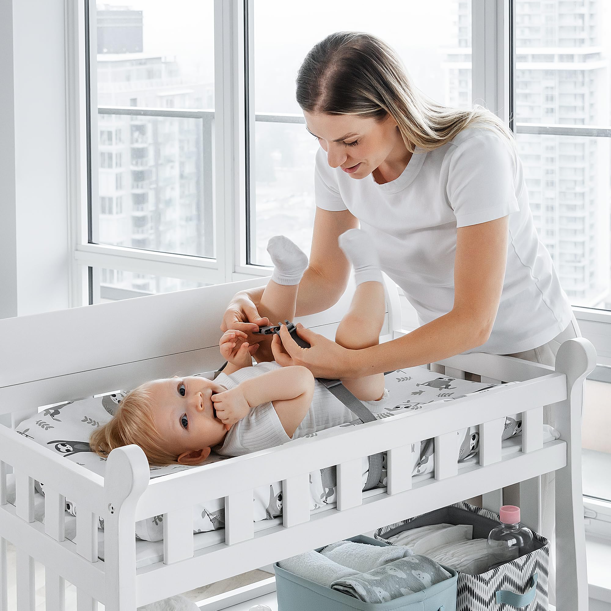 MY LITTLE ZONE 5-Piece Neutral Baby Crib Bedding Set - Soft Gray & White Sloth Nursery Collection with Comforter, Fitted Sheet, Changing Pad Cover & Crib Skirt | Cozy & Safe for Newborns, Infants & Toddlers | Perfect for Nursery Decor, Baby Shower Gifts & Gender-Neutral Themes