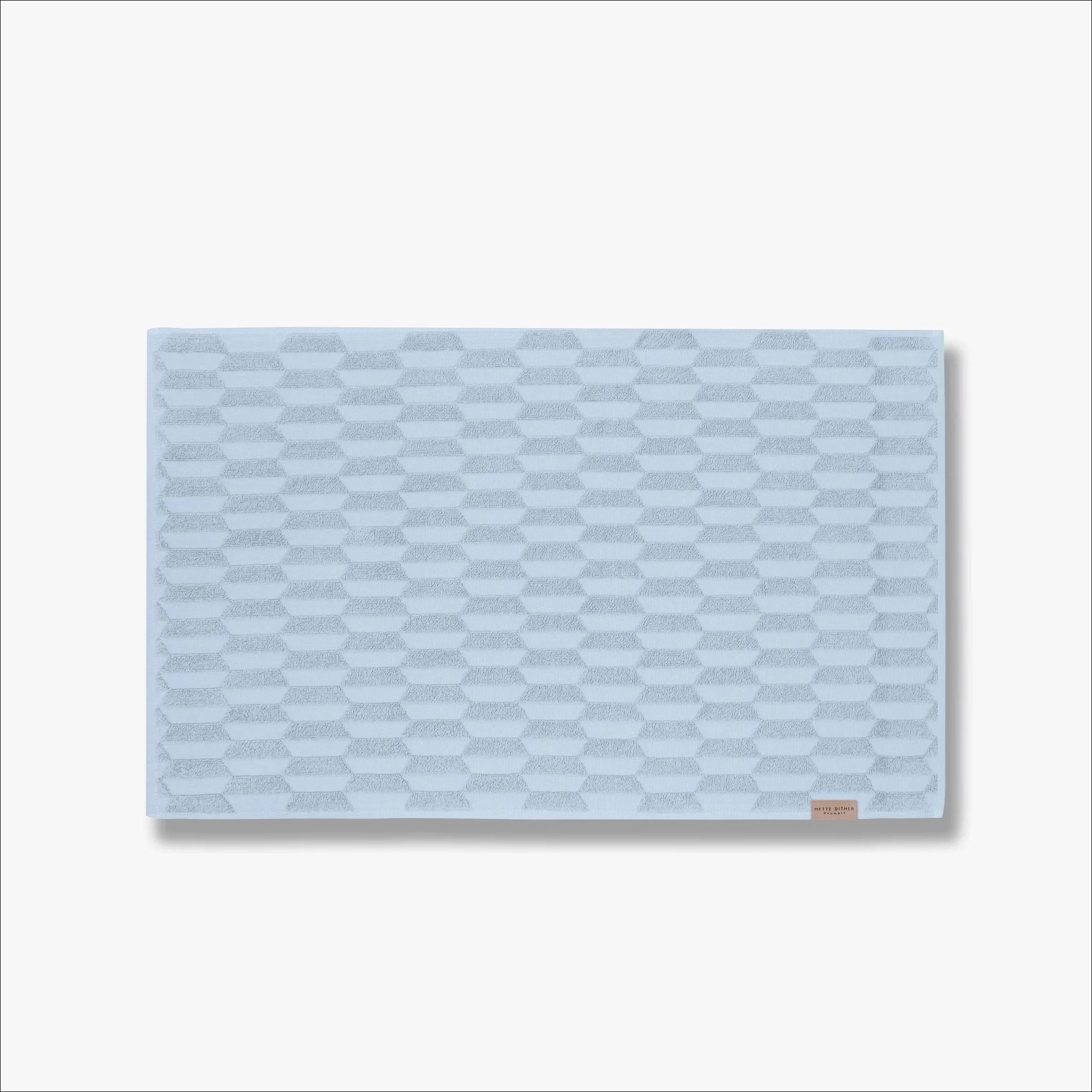 METTE DITMER Geo Bath Mat - Organic Cotton Bathroom Rug 50x80cm (20x32 Inches) - Soft & Absorbent Light Blue Bath Mat for Modern Bathrooms - Perfect for Bathroom Floor, Shower & Spa Decor