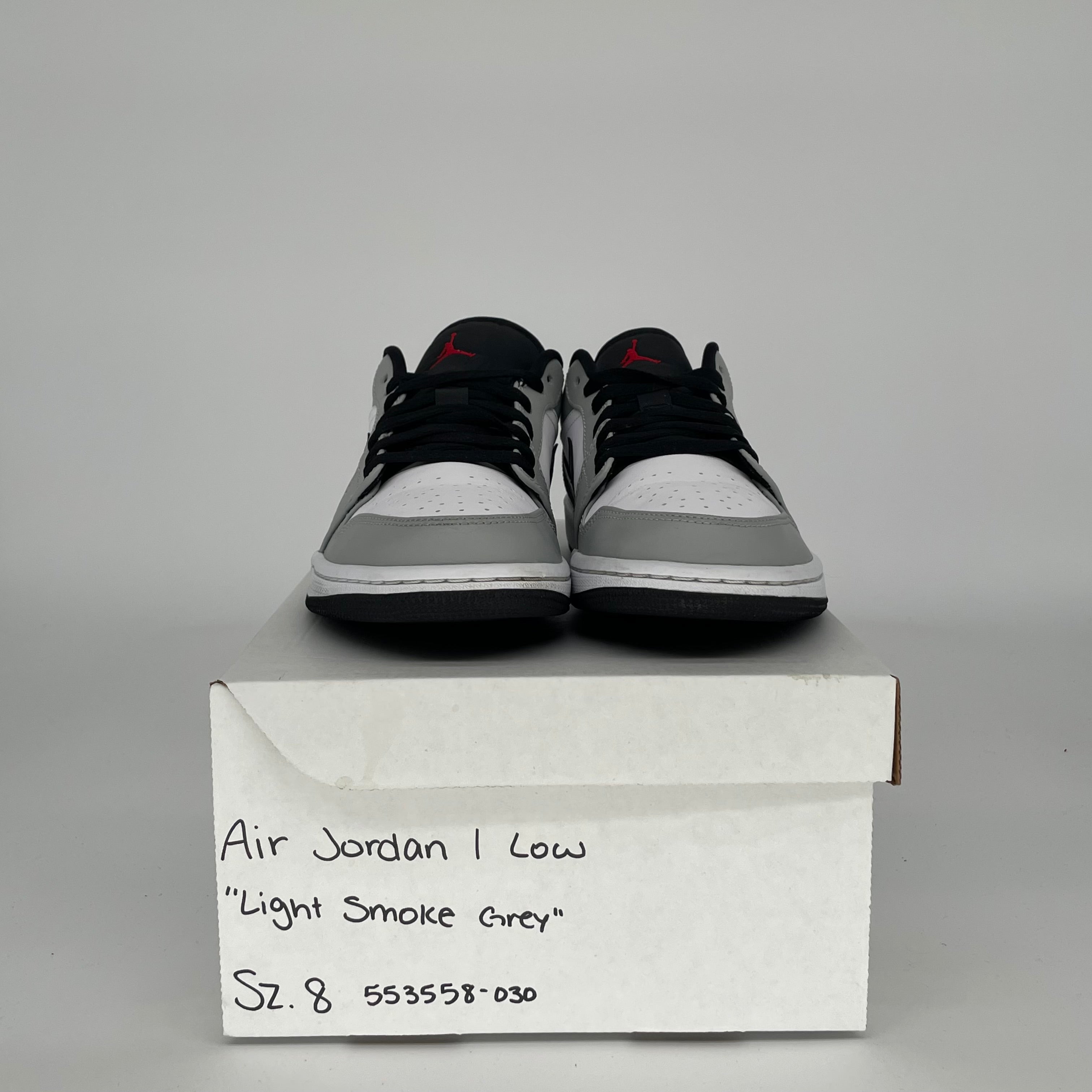 AIR JORDAN 1 LOW Light Smoke Grey Men's Basketball Shoes Size 8 - Retro Style Sneakers for Casual Wear & Street Fashion (553558-030)