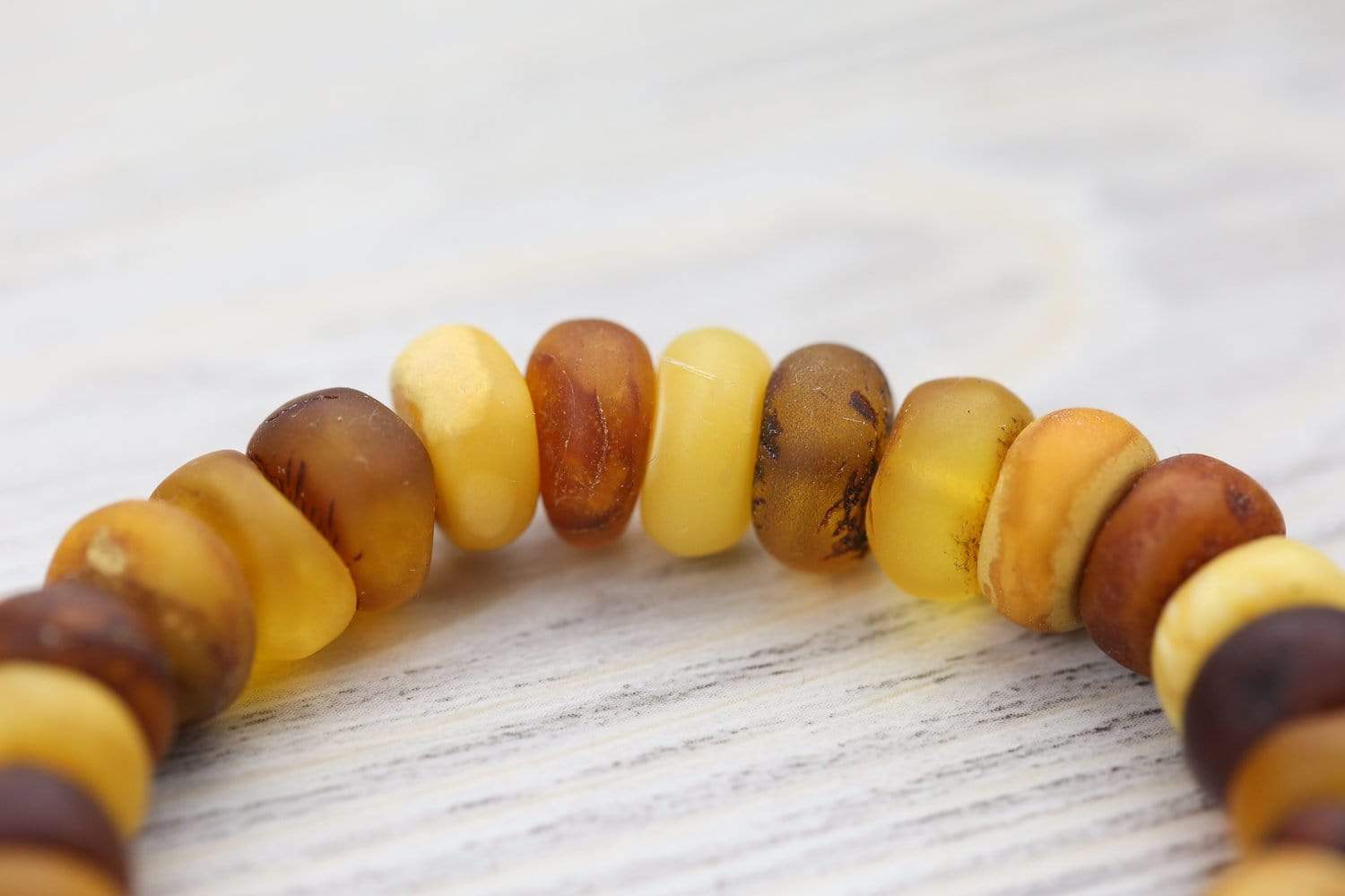 Authentic Baltic Amber Bracelet for Women – Natural Pain Relief & Healing Jewelry – Perfect for Stress Relief, Meditation & Fashion Accessories