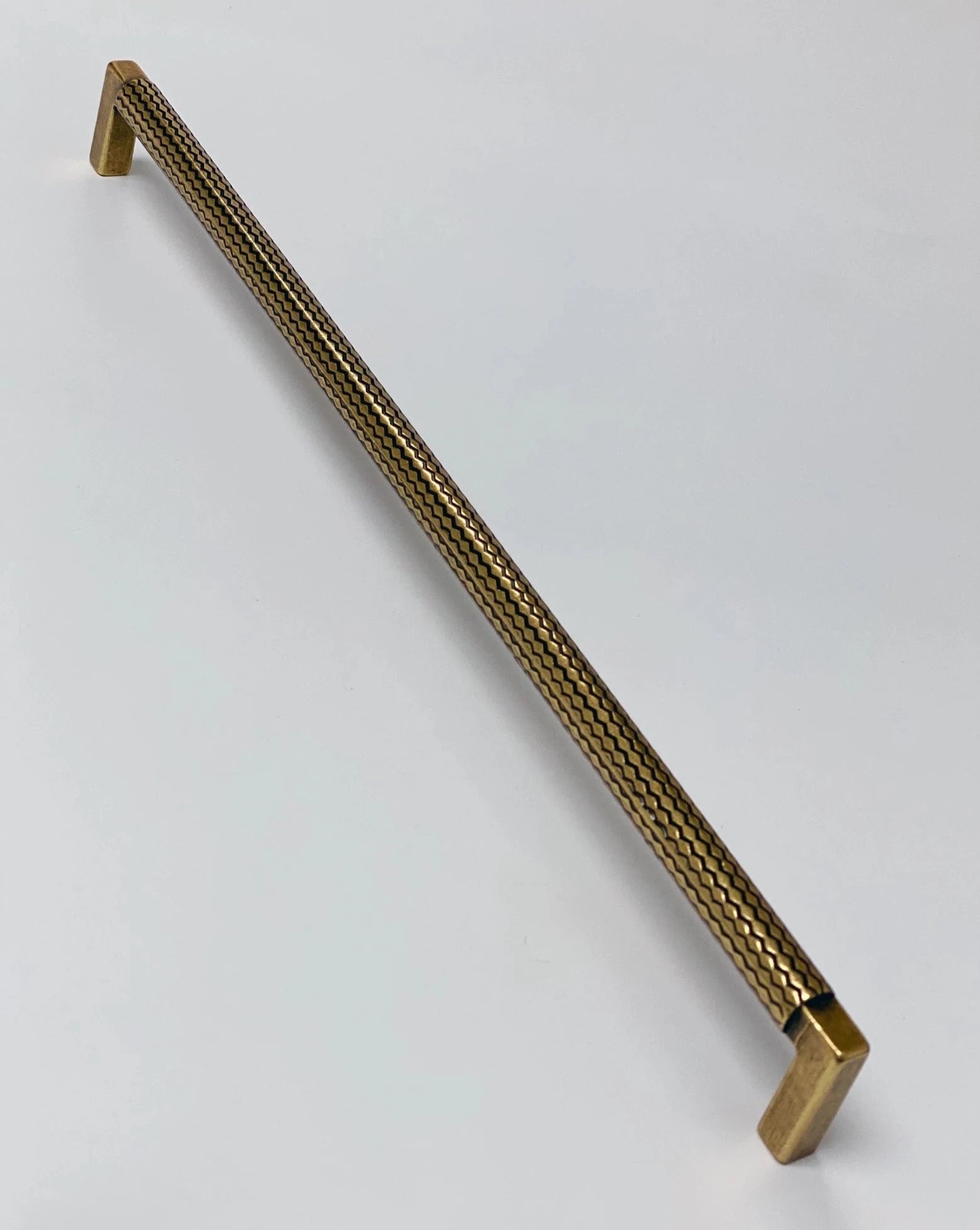 Antique Brass U-Shaped Venice Drawer Pull - Vintage Cabinet Handle for Kitchen, Bathroom & Furniture (Set of 10) - Perfect for Home Renovation & DIY Projects