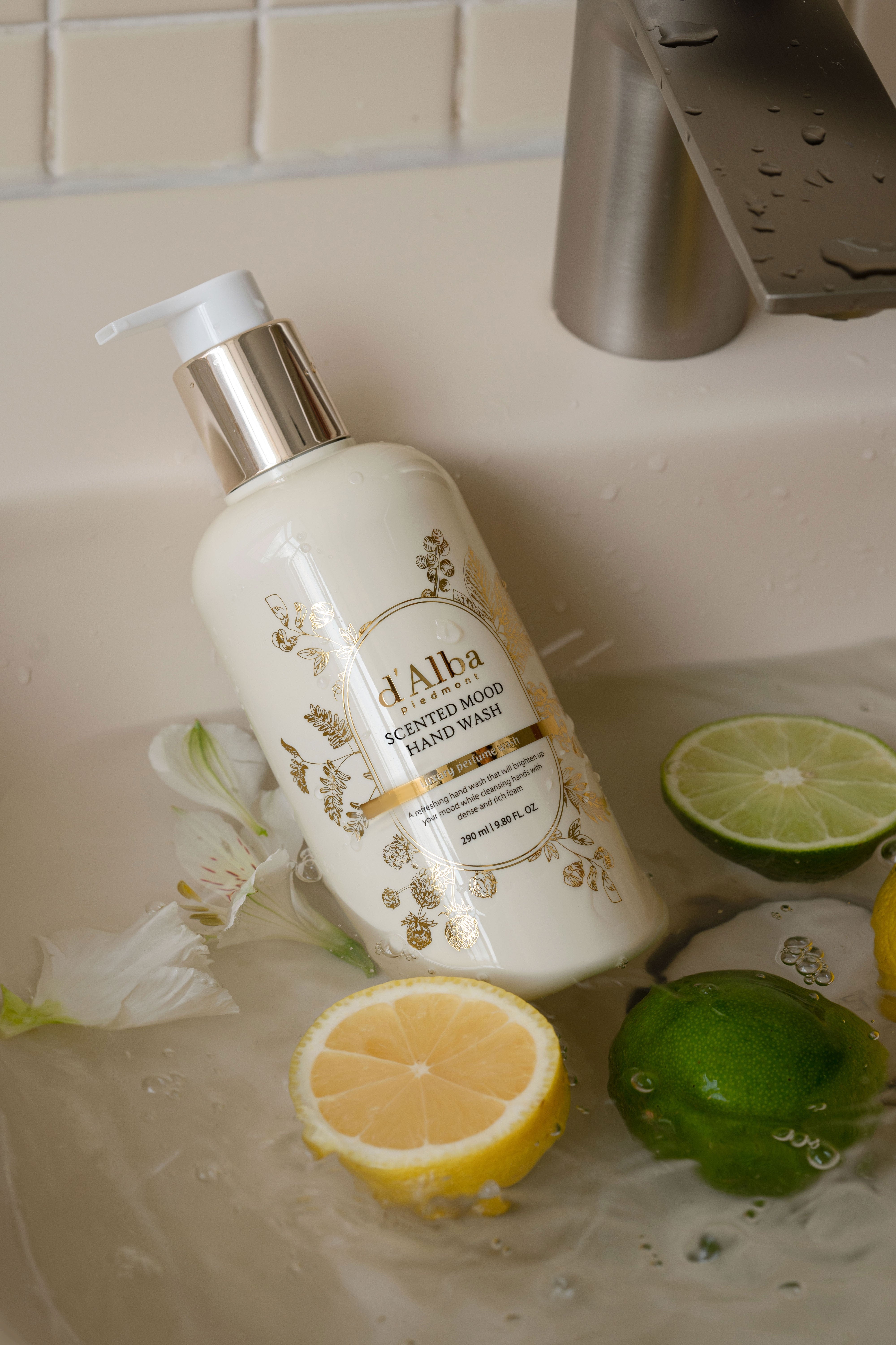 d'Alba Scented Mood Hand Wash 290ml - Aromatic Liquid Soap for Relaxation & Freshness - Perfect for Bathroom, Kitchen & Office Use