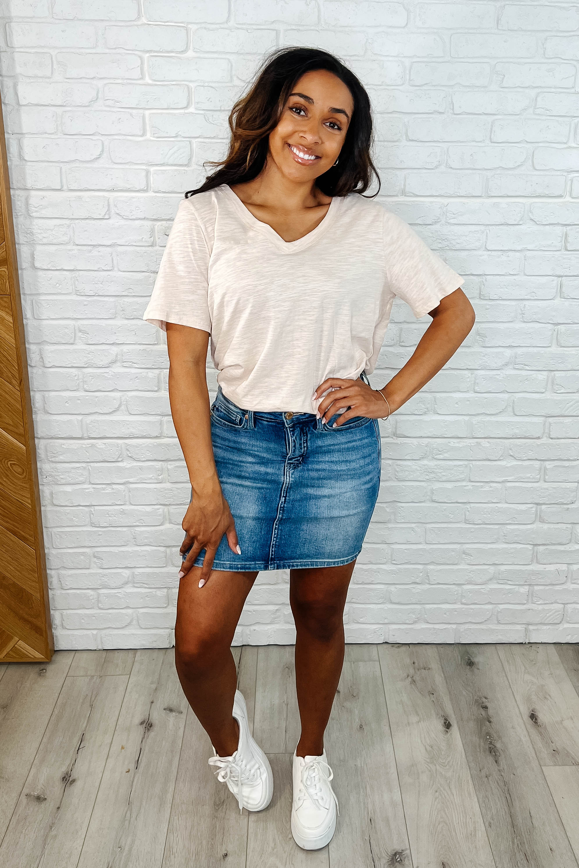 Comfortable Women's V-Neck T-Shirt in Soft Oatmeal Color - Perfect for Casual Wear, Layering & Everyday Outfits