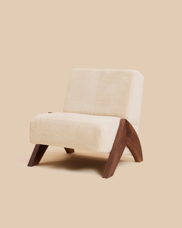 Handmade Enzo Faux Sherpa Chair with Walnut Finish - Cozy Living Room Accent Chair for Reading Nook and Home Office
