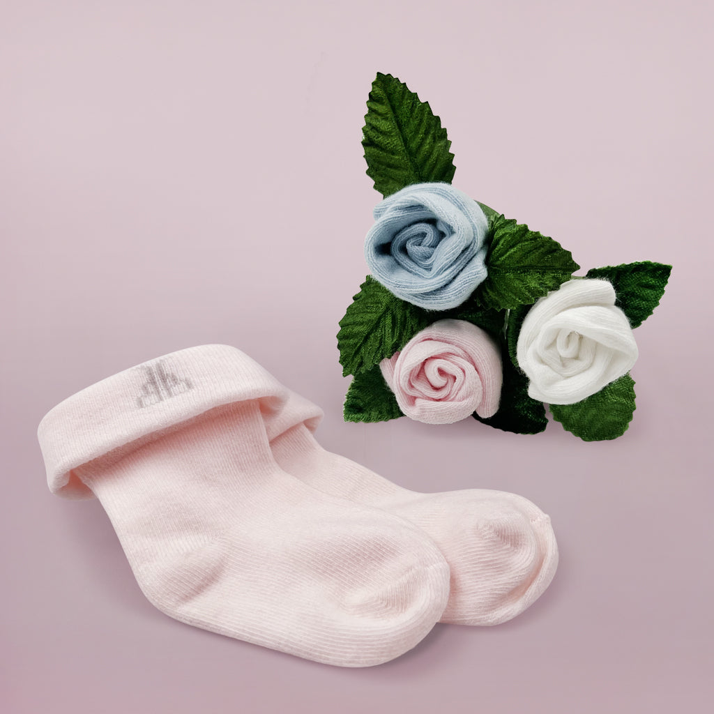 Hello Baby Gift Set for Newborn Girls - Pink Baby Shower Present, New Mom Care Package, Infant Welcome Box | Perfect for Baby Showers, Birthdays & Hospital Visits