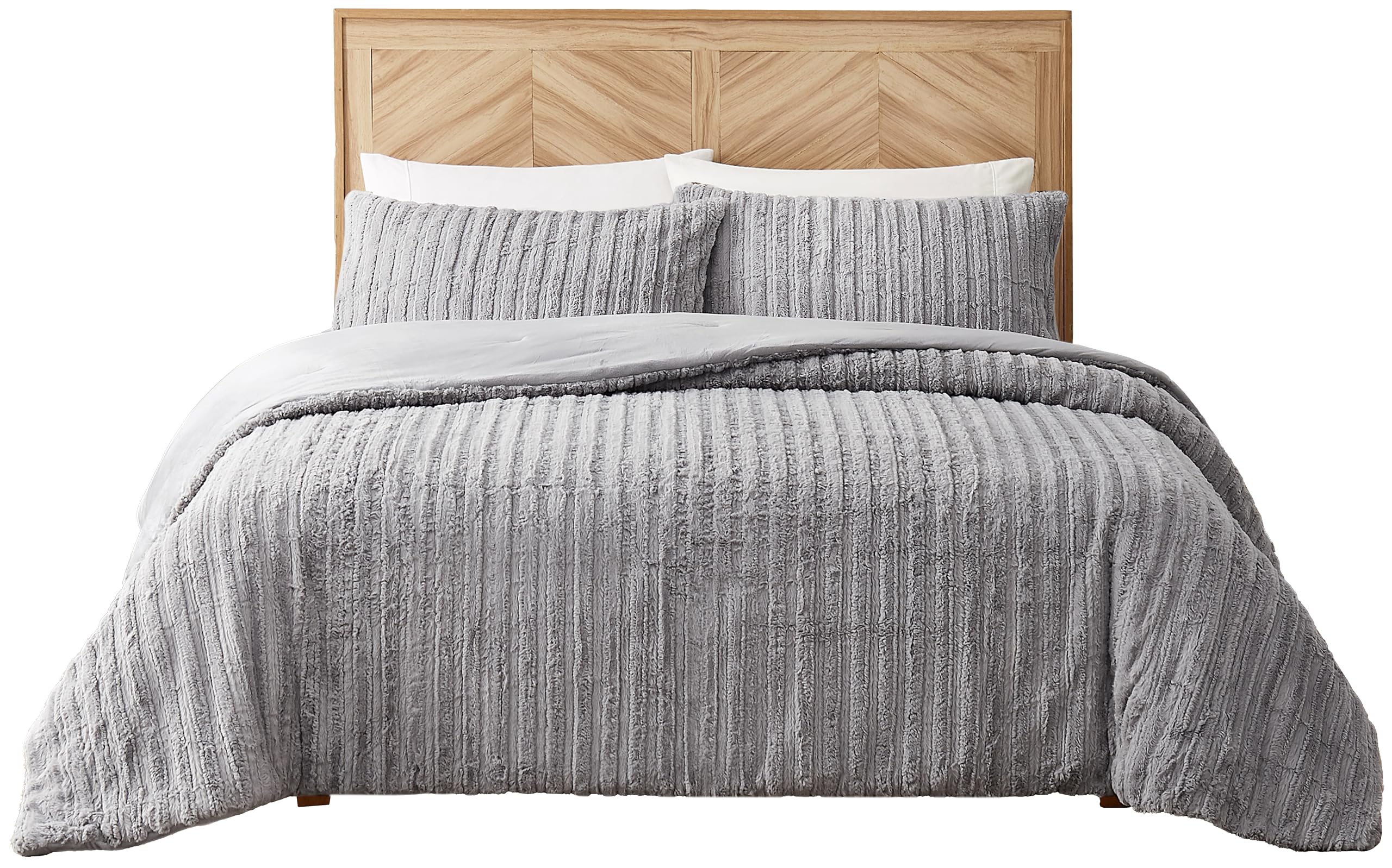 UGG Kenzie Full/Queen Comforter Set - Plush Faux Fur Reversible Down Alternative Bedding with 2 Pillow Shams | Hypoallergenic & Machine Washable | Ultra Soft & Warm Seal Gray Comforter for Cozy Bedroom Decor