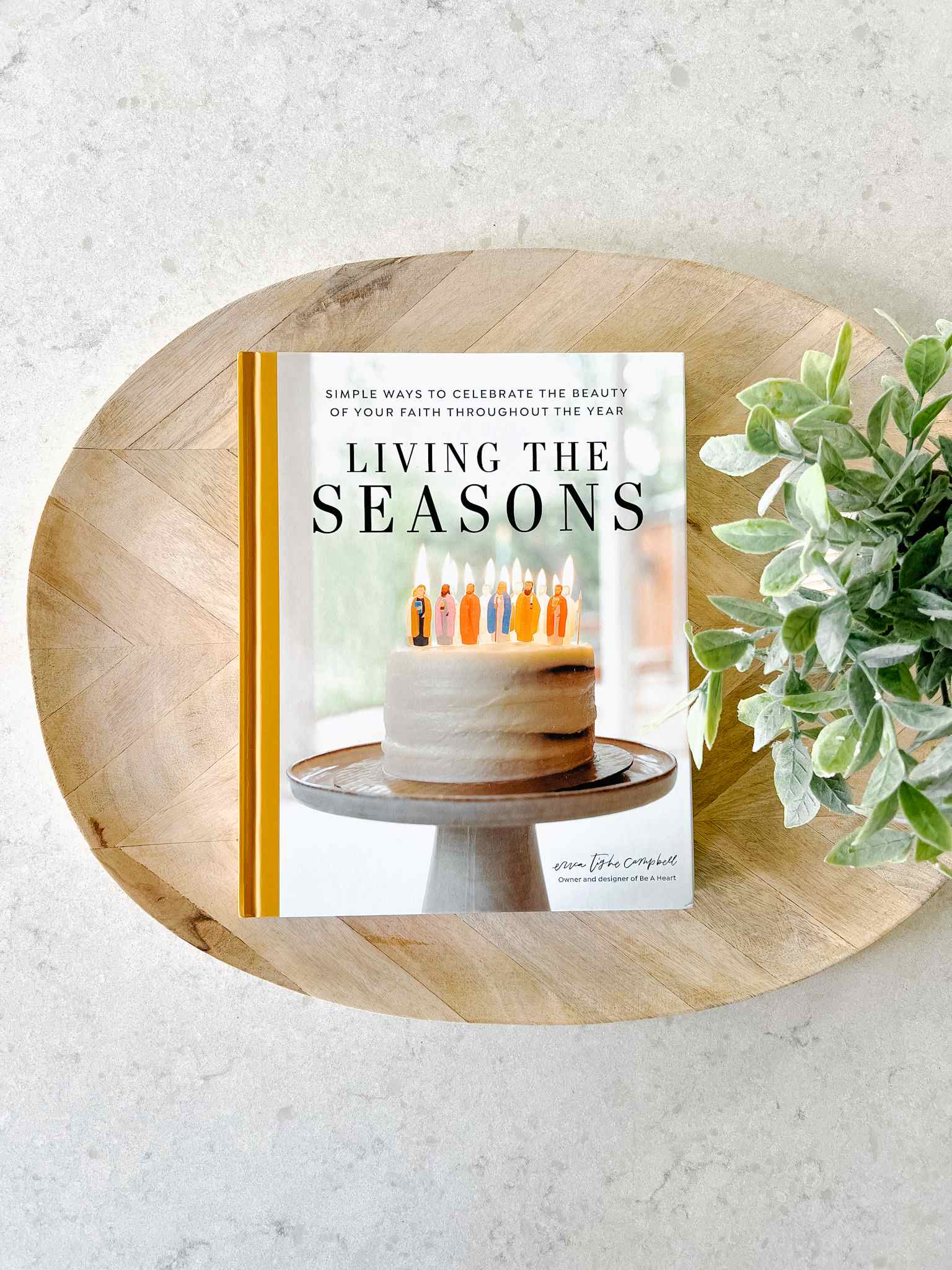 Living the Seasons Book - Inspiring Guide to Seasonal Living & Mindfulness | Perfect for Home Decor, Gifts & Self-Care Routines