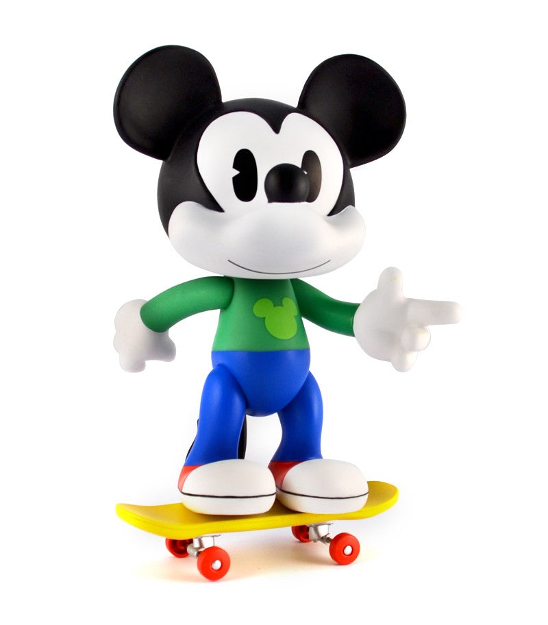 Mickey Mouse Skateboard for Kids - Disney Character Design, Durable & Safe for Beginners - Perfect for Skate Parks, Birthday Gifts & Outdoor Fun