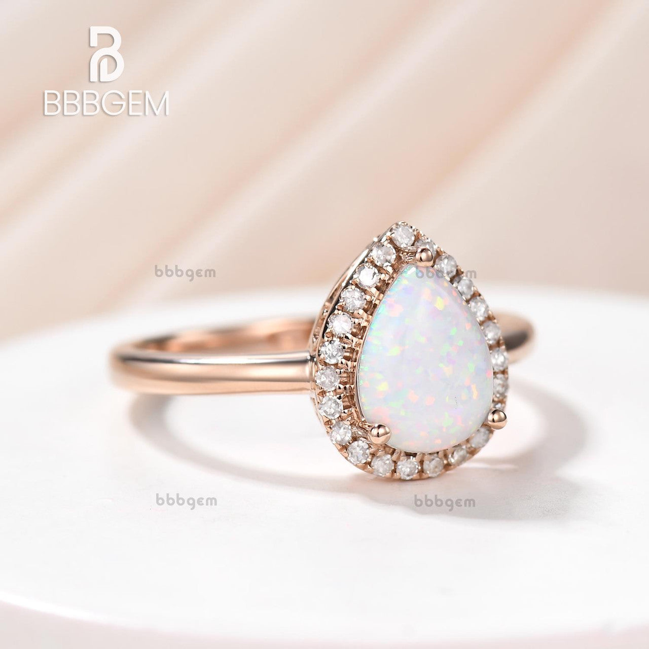 14K/18K Gold Pear Shaped Opal Engagement Ring with Halo Setting - Elegant Rose Gold Wedding Band for Women, Perfect for Proposals, Anniversaries & Special Occasions