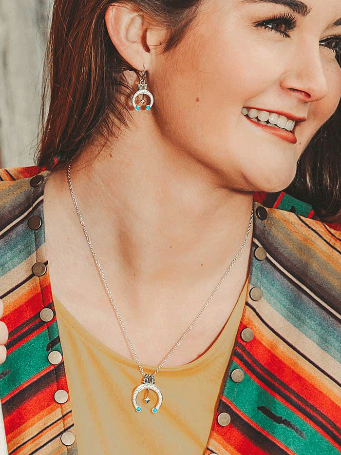 Montana Silversmiths NC5247 Women's Creating Your Luck Blossom Necklace in Sterling Silver - Perfect for Everyday Wear, Gift Giving & Special Occasions
