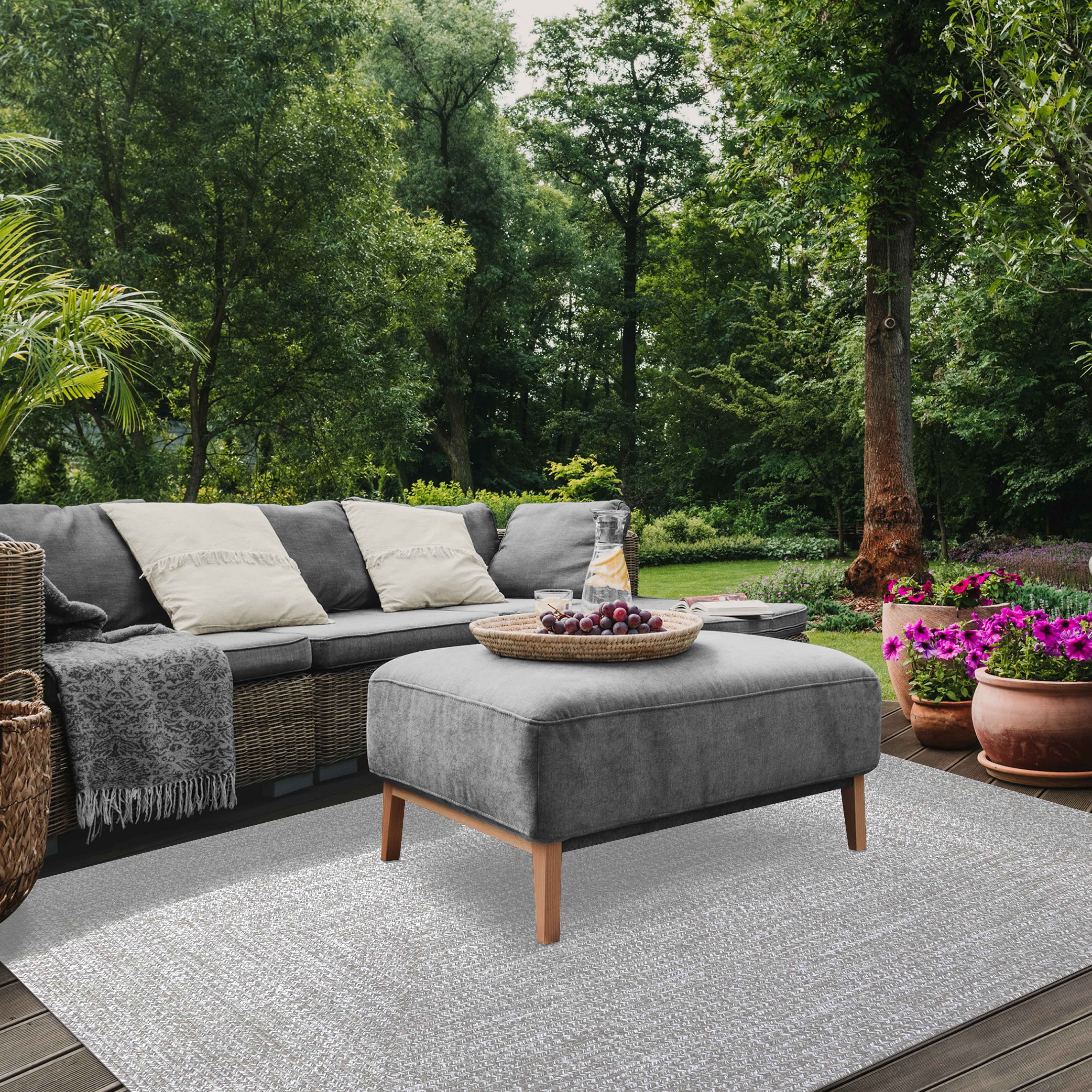 Two-Toned Braided Bohemian Area Rug - Indoor/Outdoor Use for Living Room, Patio & Bedroom Decor