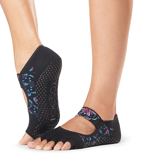 ToeSox Mia Grip Yoga Socks - Non-Slip Grip Socks for Pilates, Barre & Dance - Improve Balance & Stability During Workouts