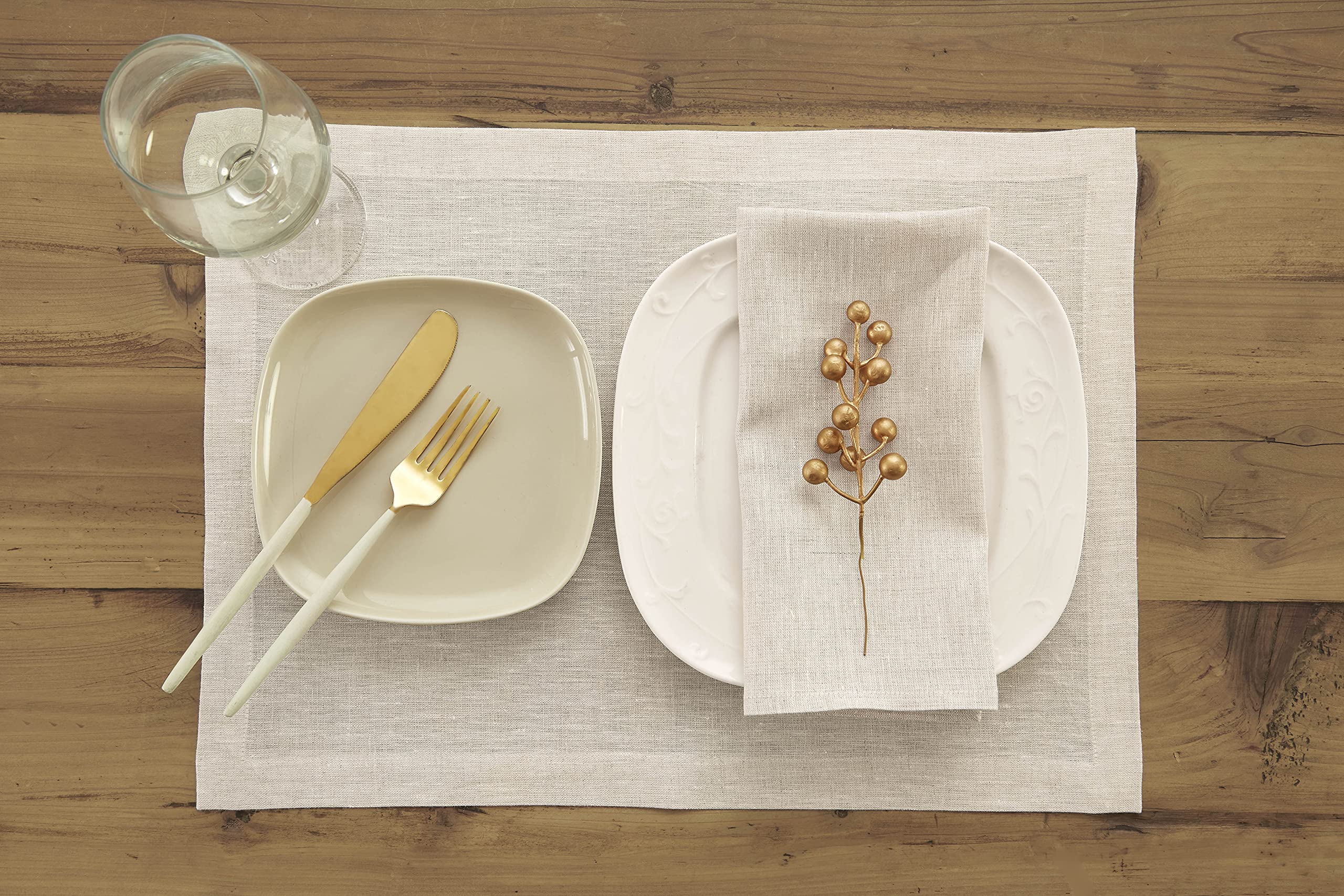 Solino Home 100% Pure Linen Dinner Napkins Set of 4 - 20x20 Inch Light Natural Cloth Napkins for Spring, Mother's Day & Easter Decor | Handcrafted, Machine Washable | Perfect for Dinner Parties, Weddings & Holiday Table Settings