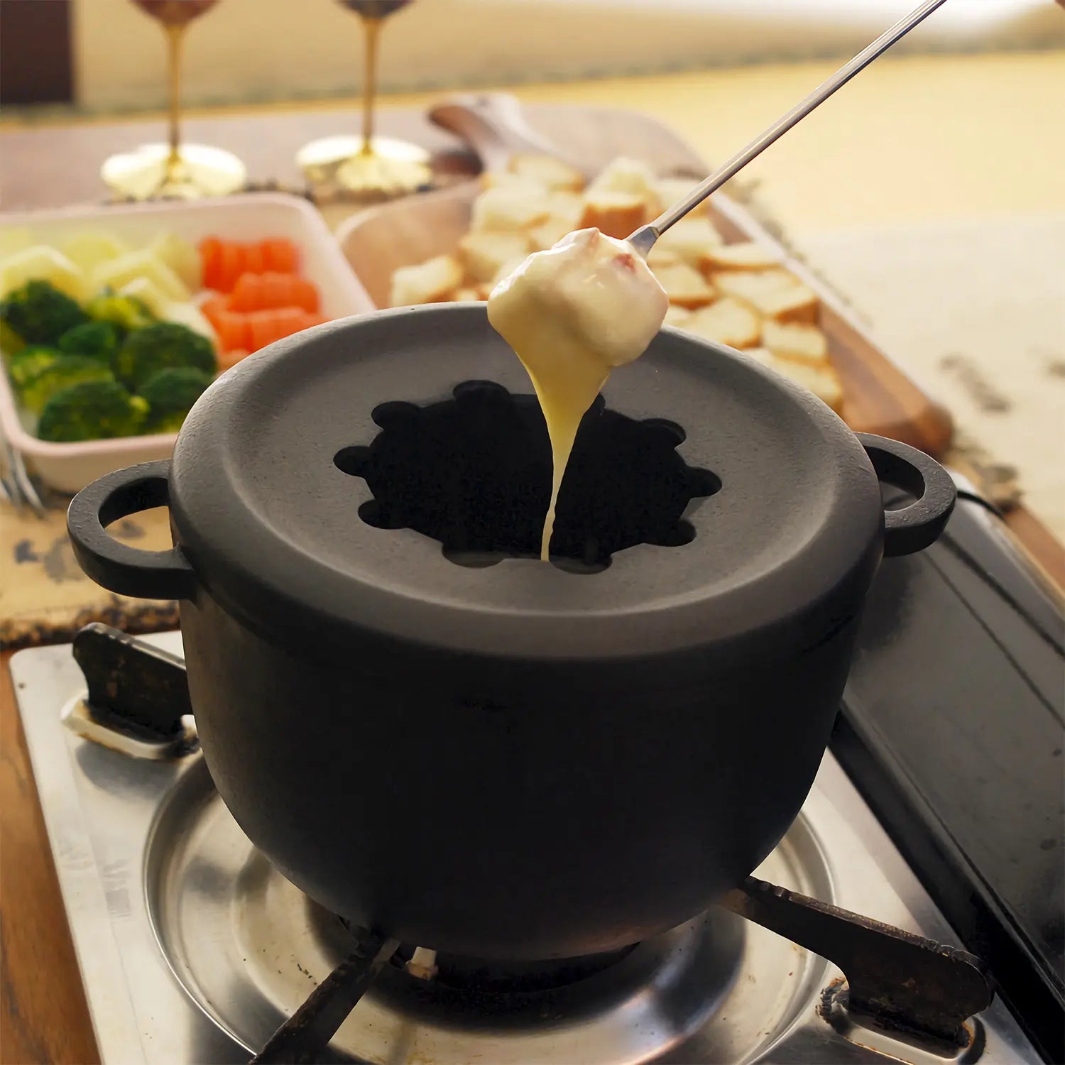 Premium Iwachu Cast Iron Tempura & Fondue Pot Set - Japanese Cookware for Deep Frying, Hot Pot, and Cheese Fondue - Perfect for Home Cooking, Entertaining & Japanese Cuisine Lovers