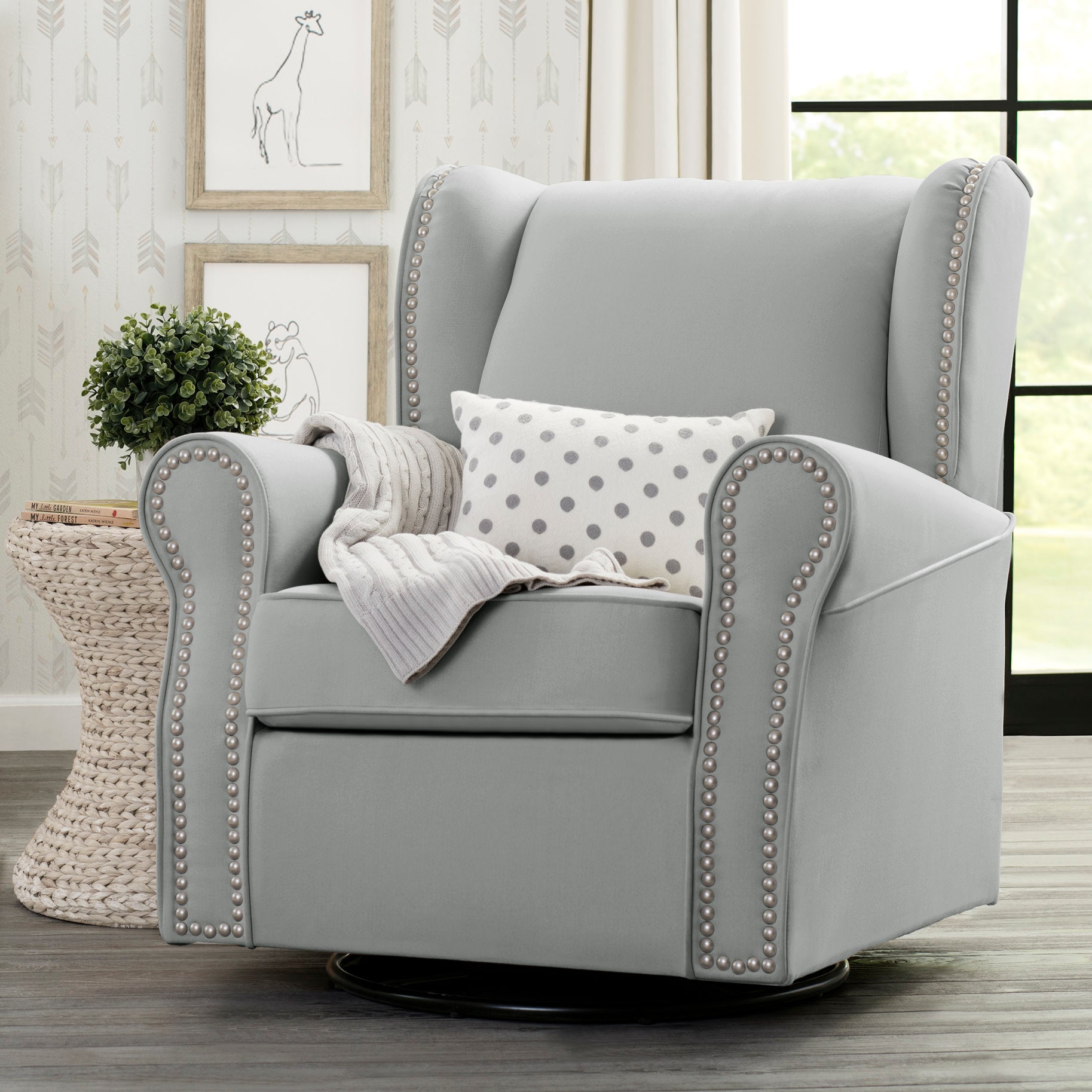 Middleton Glider Rocking Chair - Comfortable Nursery Glider for Baby Room, Breastfeeding & Relaxing - Perfect for Nurseries, Bedrooms & Living Rooms