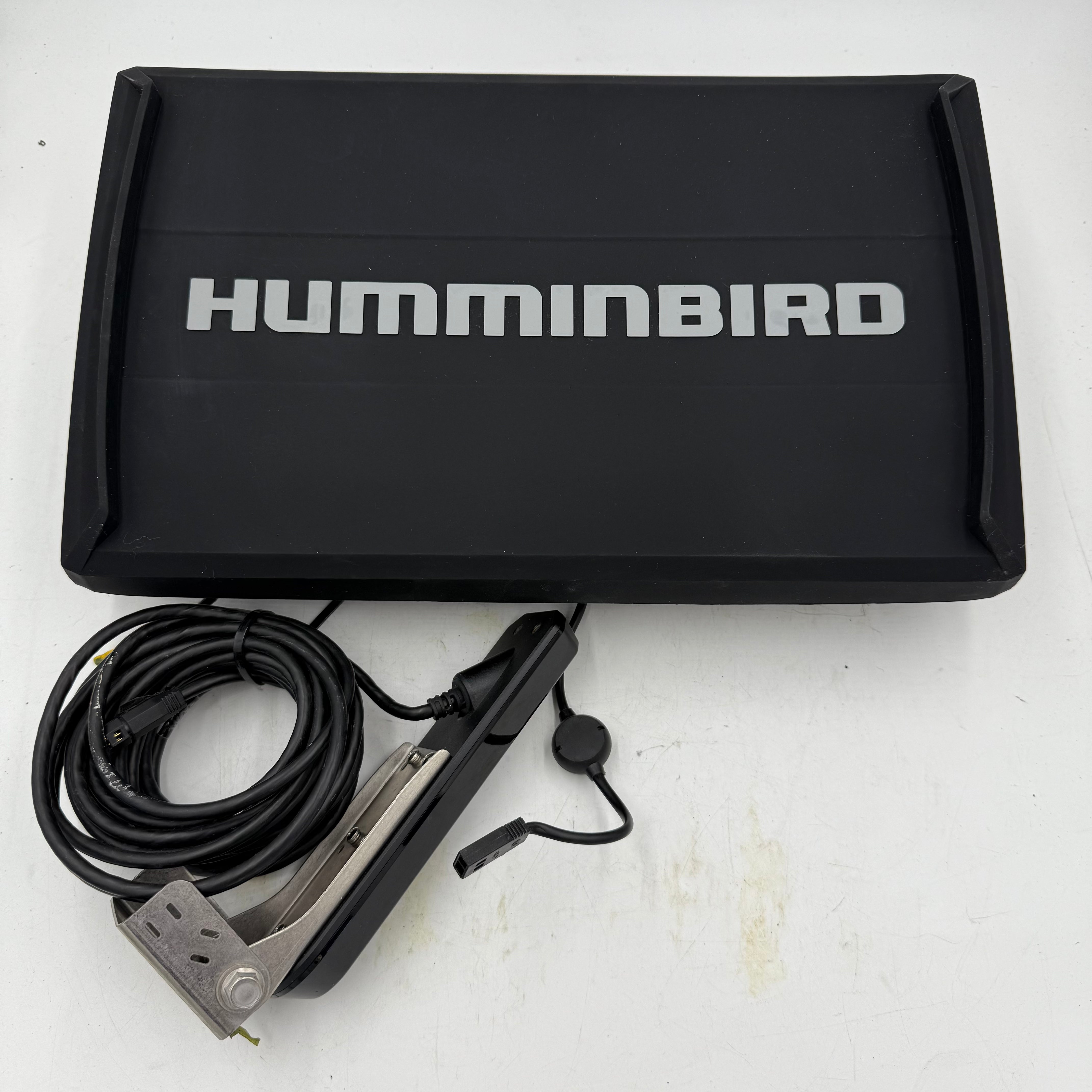 Humminbird Helix 15 MSI+ GPS G4N Fish Finder with CHIRP Sonar & Mega Imaging - Marine GPS Navigation System for Fishing Boats & Kayaks