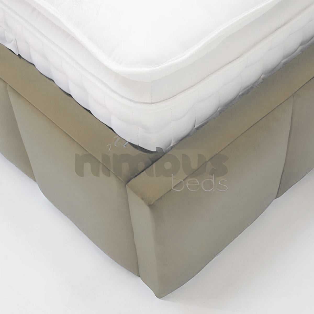 4-Panel Square Bed Frame - Queen Size, Sturdy Wooden Platform Bed with Headboard - Perfect for Modern Bedrooms, Guest Rooms & Dormitories