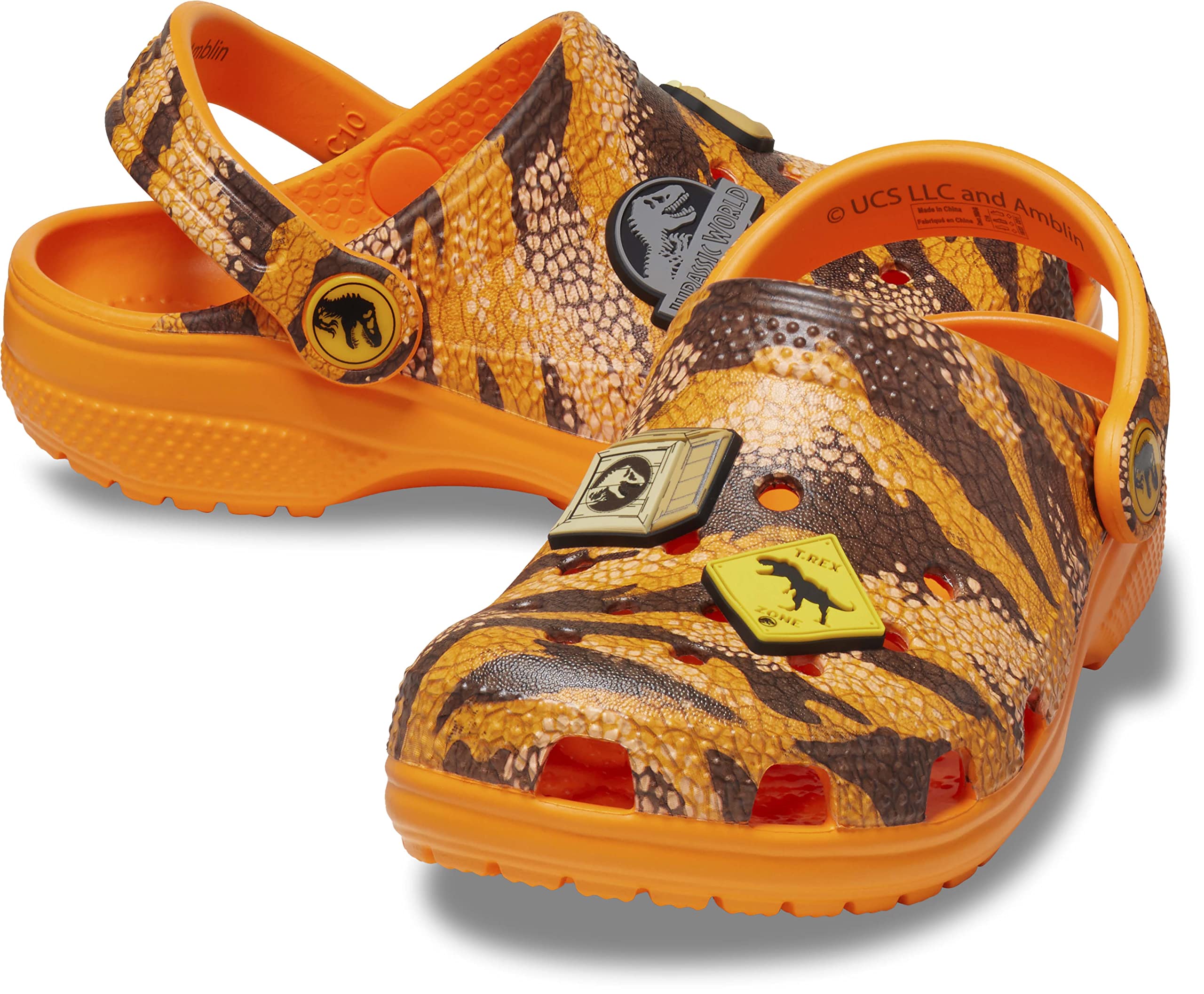 Crocs Unisex-Child Jurassic World Classic Clogs - Comfortable Kids' Lightweight Slip-On Shoes for School, Beach & Outdoor Play