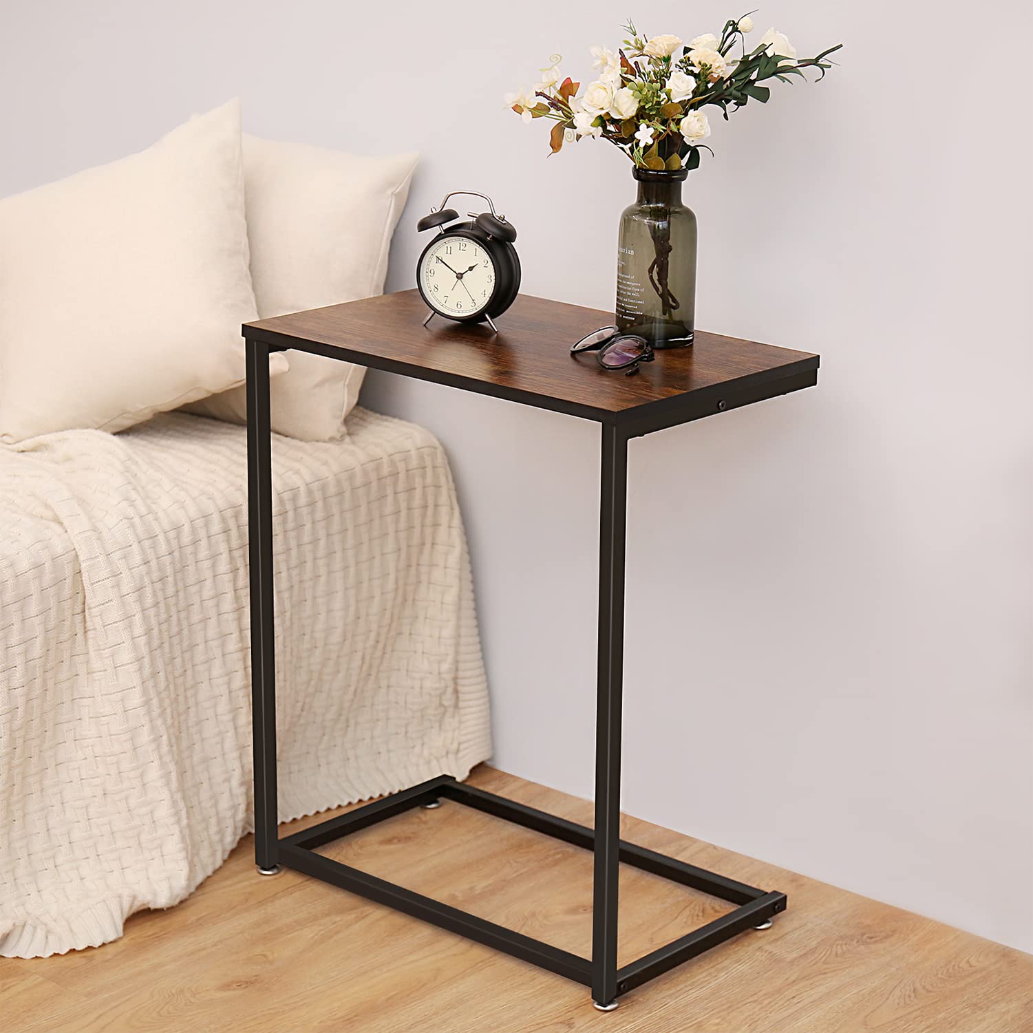 Modern C-Shaped Side Table with Metal Frame & Wood Top - Rustic Brown End Table for Laptop, Coffee & Snacks - Perfect for Living Room, Bedroom & Small Spaces - Ideal as Couch Table, Nightstand or Home Office Accent