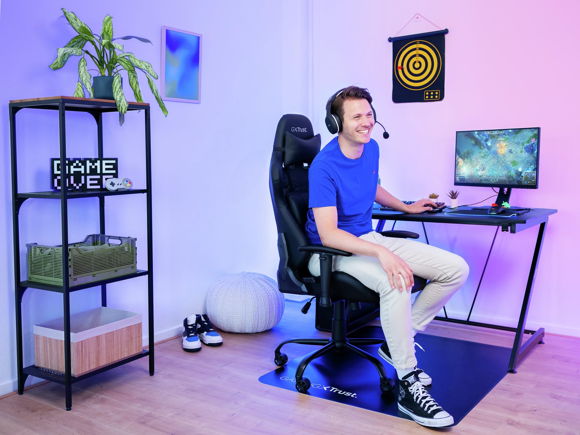 Trust Gaming GXT 708 Resto Ergonomic Gaming Chair - 360° Swivel, Adjustable Height, Removable Cushions - Black PC Office Chair for Gaming, Work & Home Use