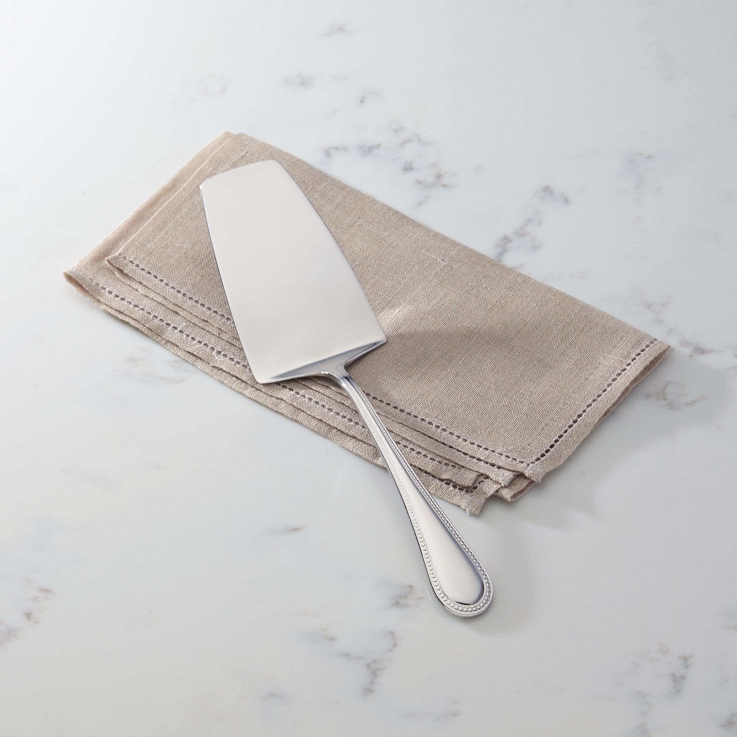 Premium Lyndon Lasagna Server - Stainless Steel Pasta Serving Utensil for Italian Dishes - Perfect for Family Dinners, Parties & Holiday Gatherings