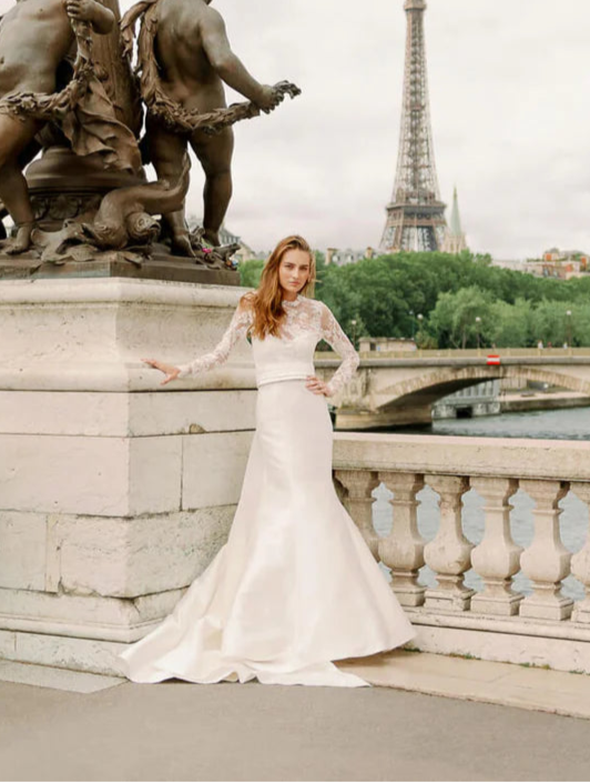 Monique Lhuillier BL24104 Wedding Dress Size 12 - Elegant Bridal Gown for Church Ceremony & Reception