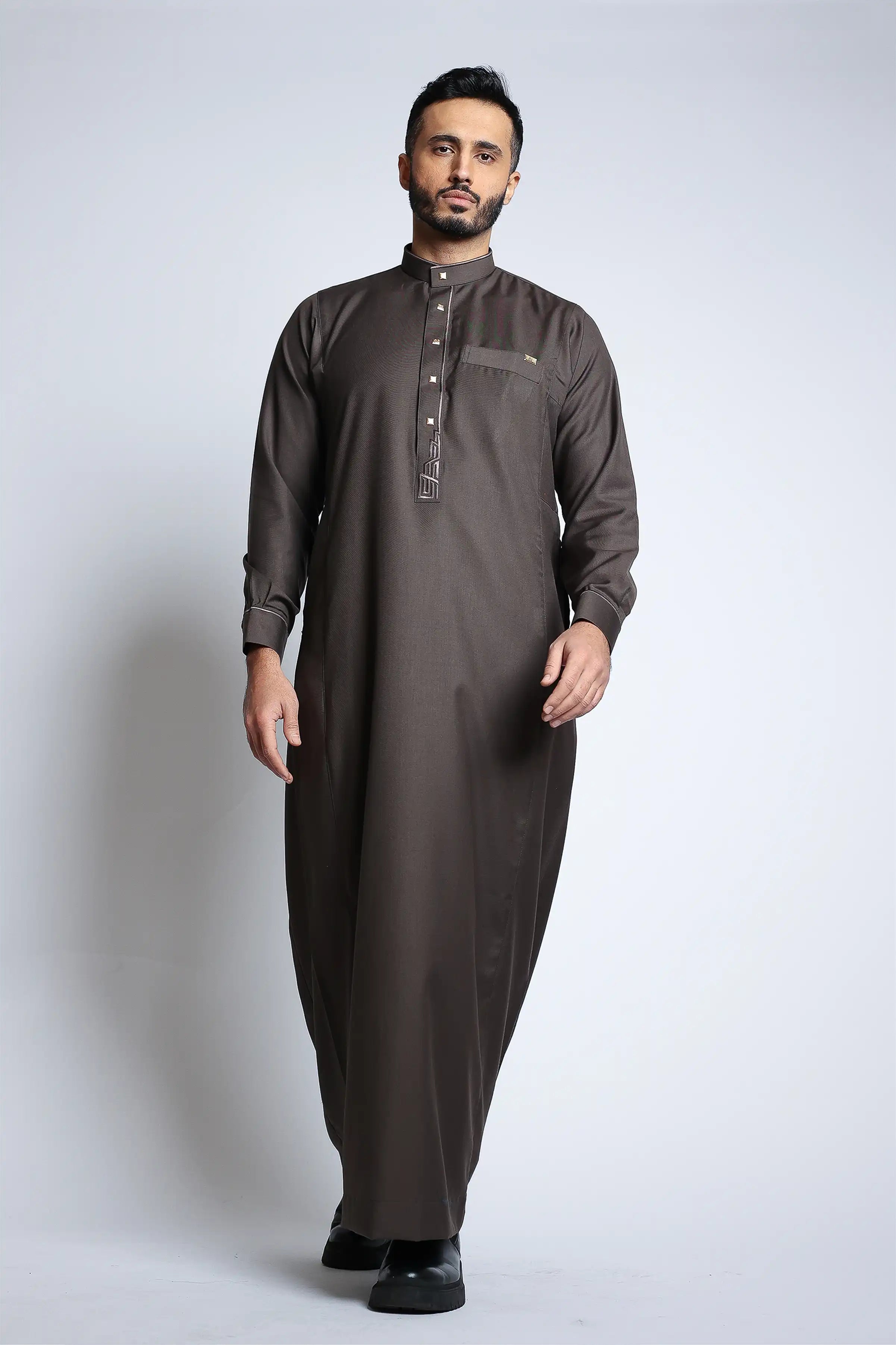J132 Brown Embroidery Thobe for Men | Traditional Arabic Robe with Exquisite Embroidery | Perfect for Eid, Weddings & Special Occasions