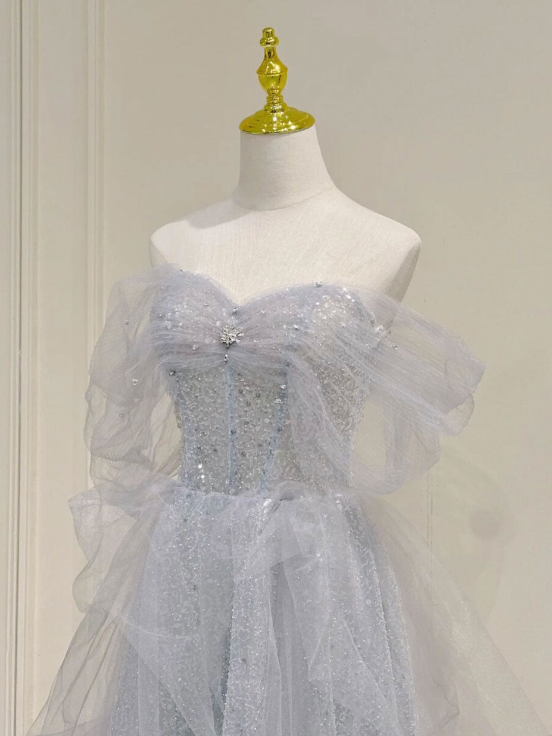 Elegant A-Line Sweetheart Neck Sequin Gray Long Prom Dress | Formal Evening Gown for Homecoming, Ball & Special Occasions