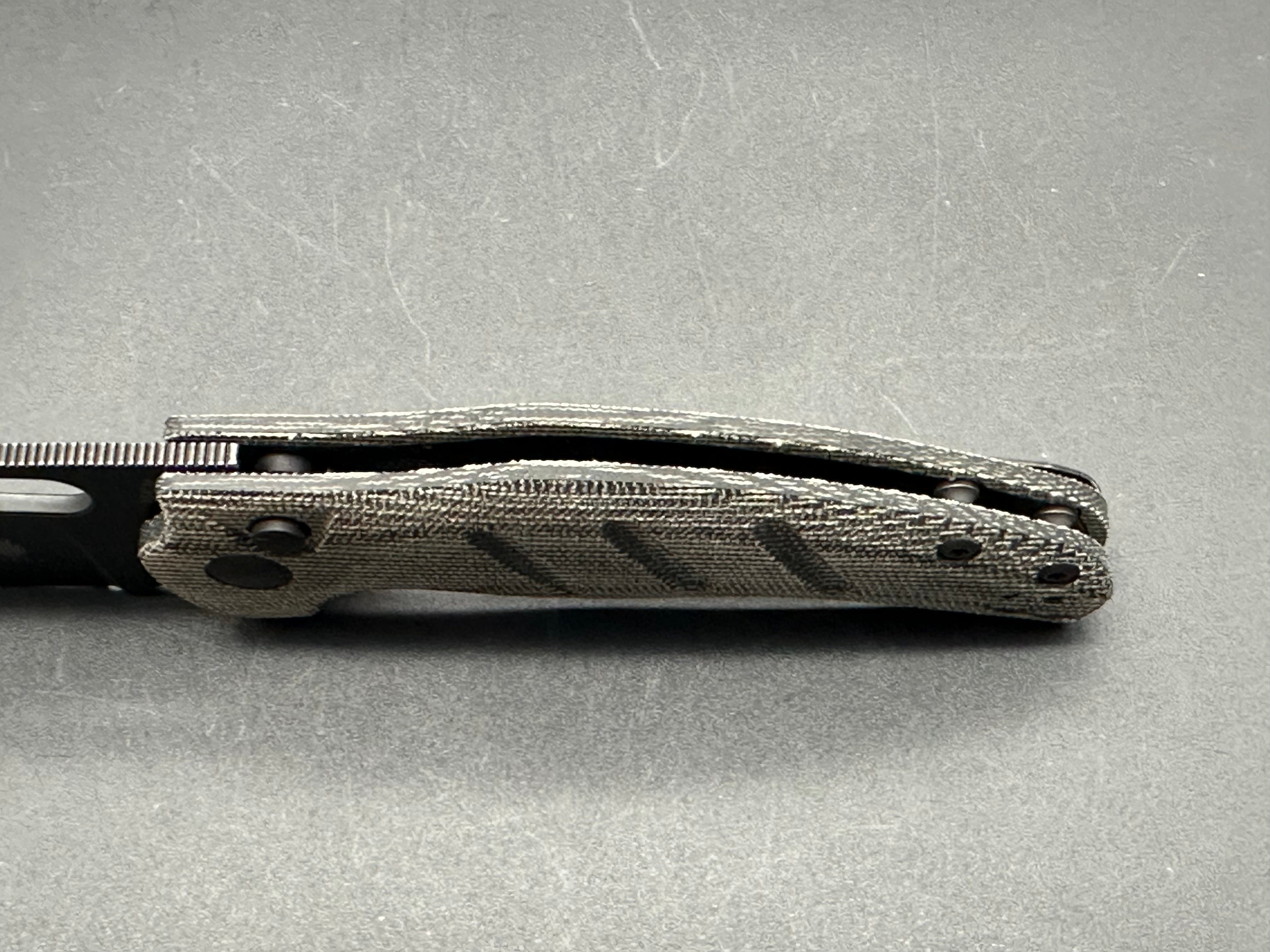 KIZER C01C Sheepdog Pocket Knife - 154CM BlackWash Blade, Button Lock, Micarta Handle (V4488BC1) | EDC Folding Knife for Outdoor, Camping & Everyday Carry