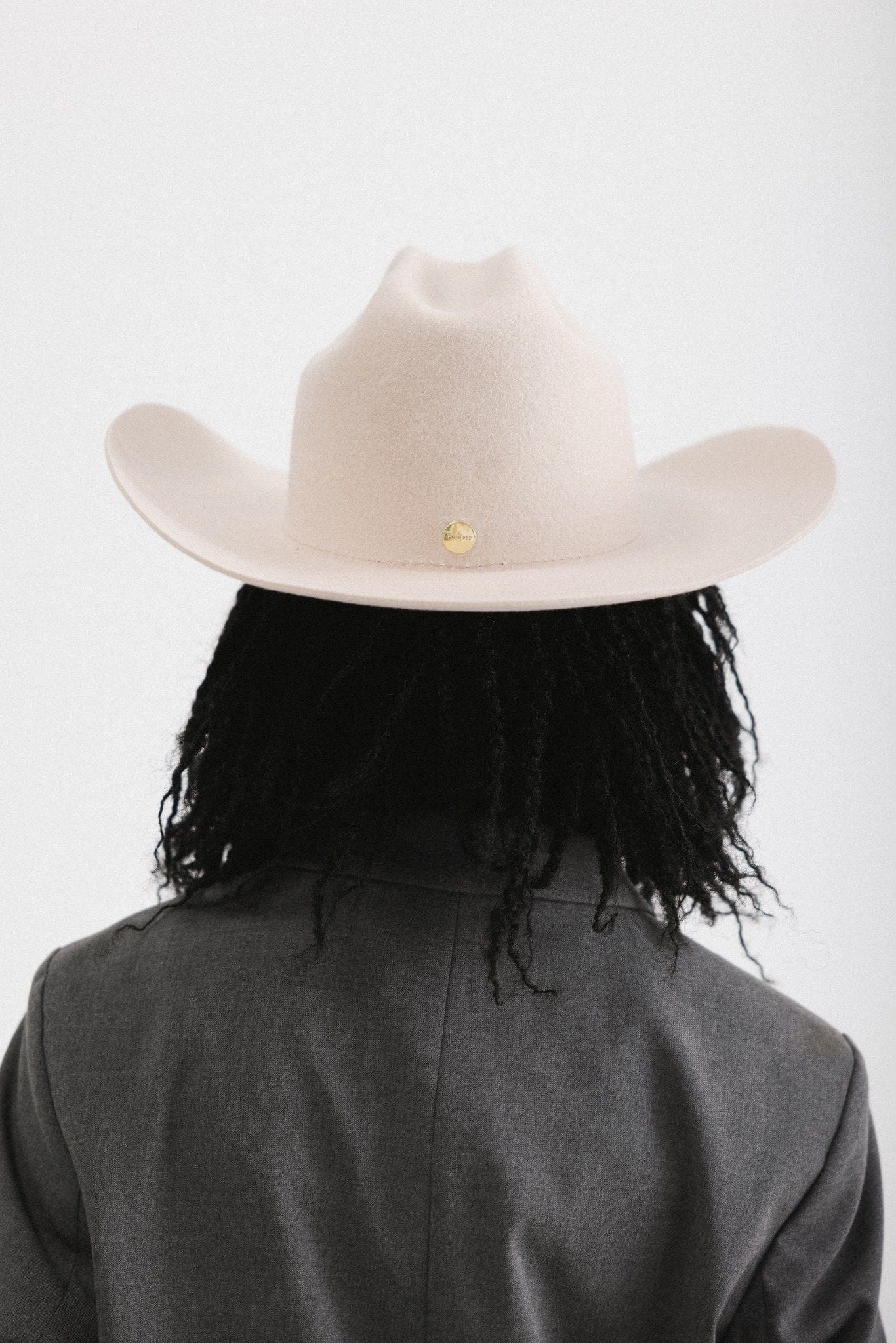 Teddy Cattleman Cowboy Hat for Men & Women - Western Style Felt Cowboy Hat with Adjustable Chin Strap - Perfect for Rodeo, Country Music Festivals & Outdoor Adventures