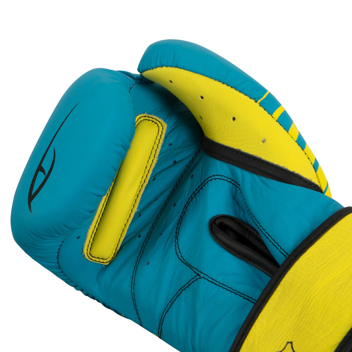 TITLE Boxing Select Training Boxing Gloves 2.0 - Premium Viper Series for MMA, Kickboxing & Fitness Training - Perfect for Sparring, Bag Work & Gym Sessions