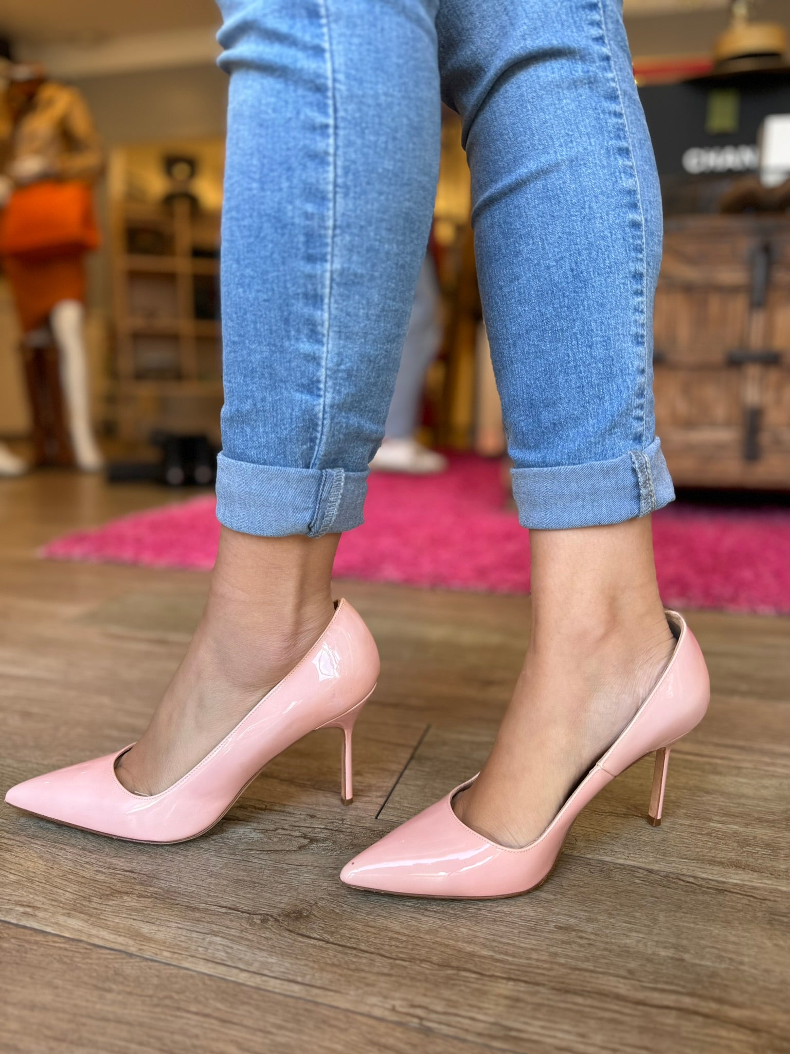 Manolo Blahnik BB Patent Leather Pointed Toe High Heel Pumps - Women's Size 7.5 (US) | Elegant Dress Shoes for Weddings, Parties & Office Wear