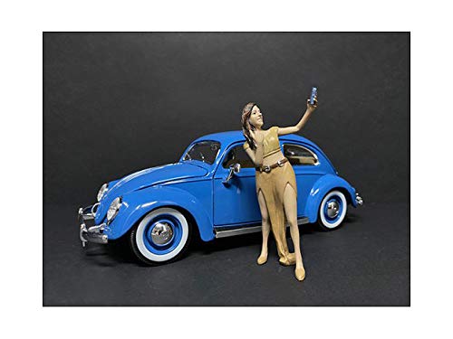 StarSun Depot 1/18 Scale Model Partygoers Figurine V - Realistic Collectible for Diorama, Model Train & Miniature Scenes - Perfect for American Diorama Displays, Toy Photography & Hobby Projects