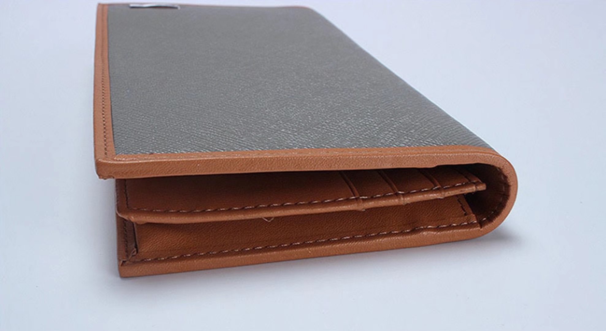 Slim Leather Bifold Wallet for Men - RFID Blocking Credit Card Holder & ID Organizer - Perfect for Business, Travel, and Everyday Use