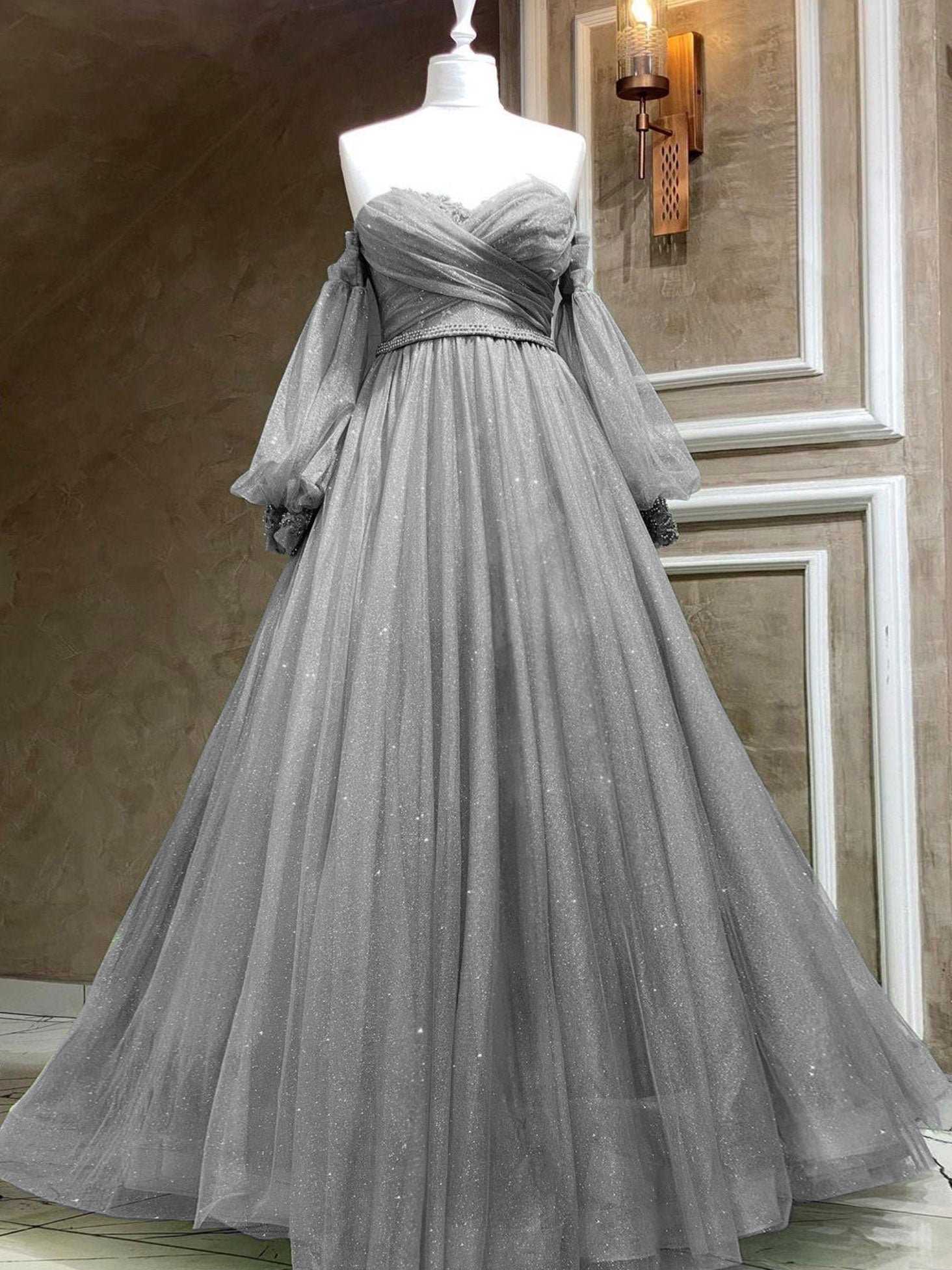 Elegant A-Line Sweetheart Neck Tulle Green Long Prom Dress | Formal Evening Gown for Women | Perfect for Prom Night, Homecoming, Wedding Guest & Special Occasions