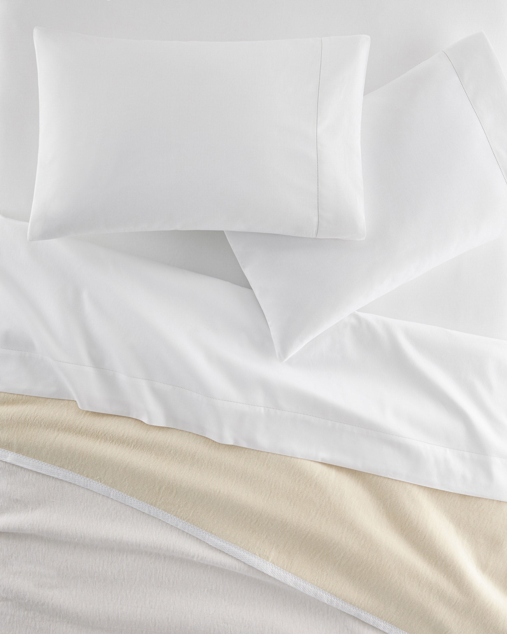 Premium Bedding Bundle Set - Soft & Comfortable Sheets, Pillowcases & Duvet Cover - Perfect for Master Bedroom, Guest Room & Cozy Home Decor