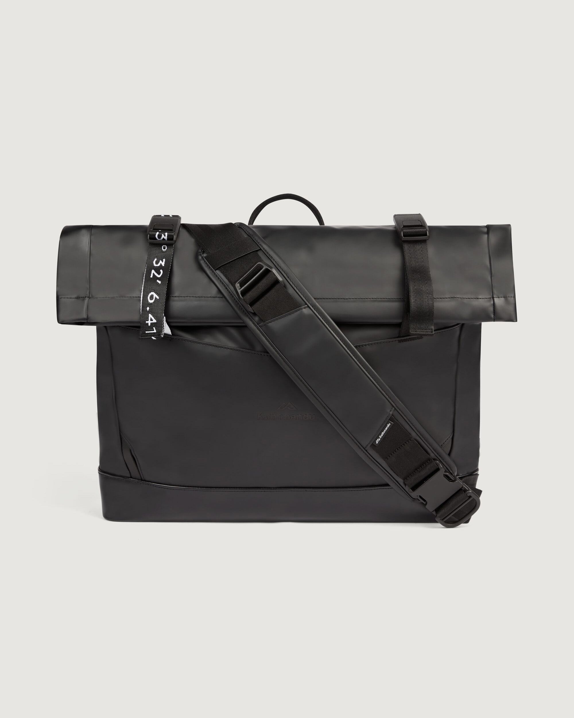 Amphi Roll Top Messenger Bag 15L Waterproof Backpack - Black Stingray Design for Men & Women - Perfect for Commuting, Travel & Outdoor Adventures