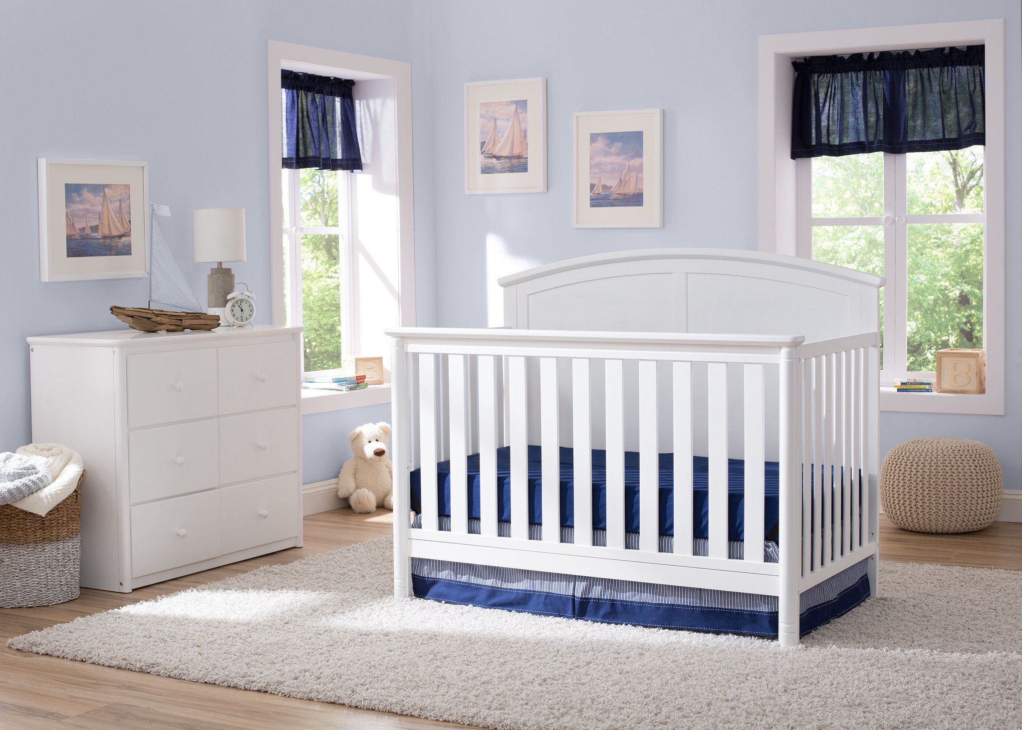 Somerset 4-in-1 Convertible Baby Crib with Toddler Bed, Daybed & Full-Size Frame - Perfect for Nursery, Bedroom & Growing Kids