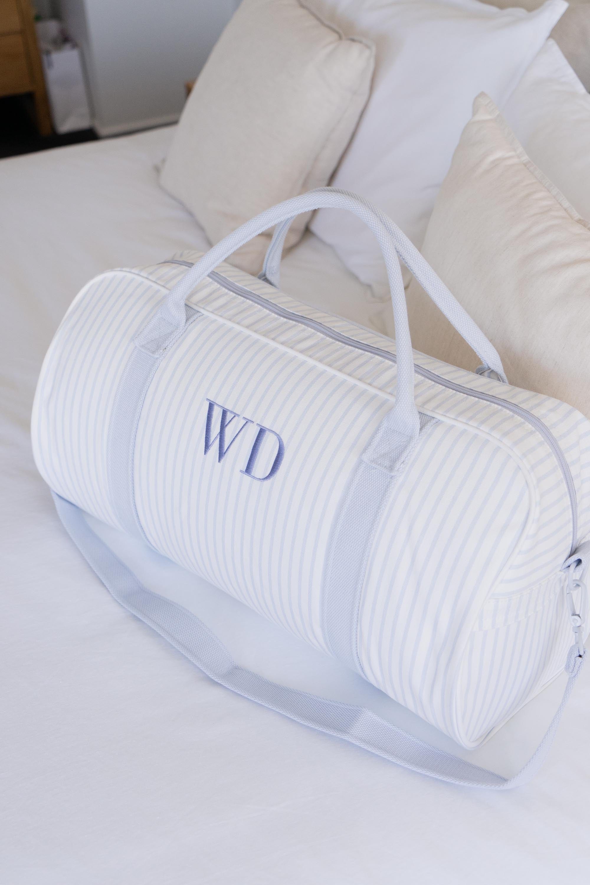 Custom Personalized Duffle Bag for Travel & Gym - Aspen Monogrammed Duffle Bag for Men & Women - Perfect for Weekend Getaways, Sports, and Workouts