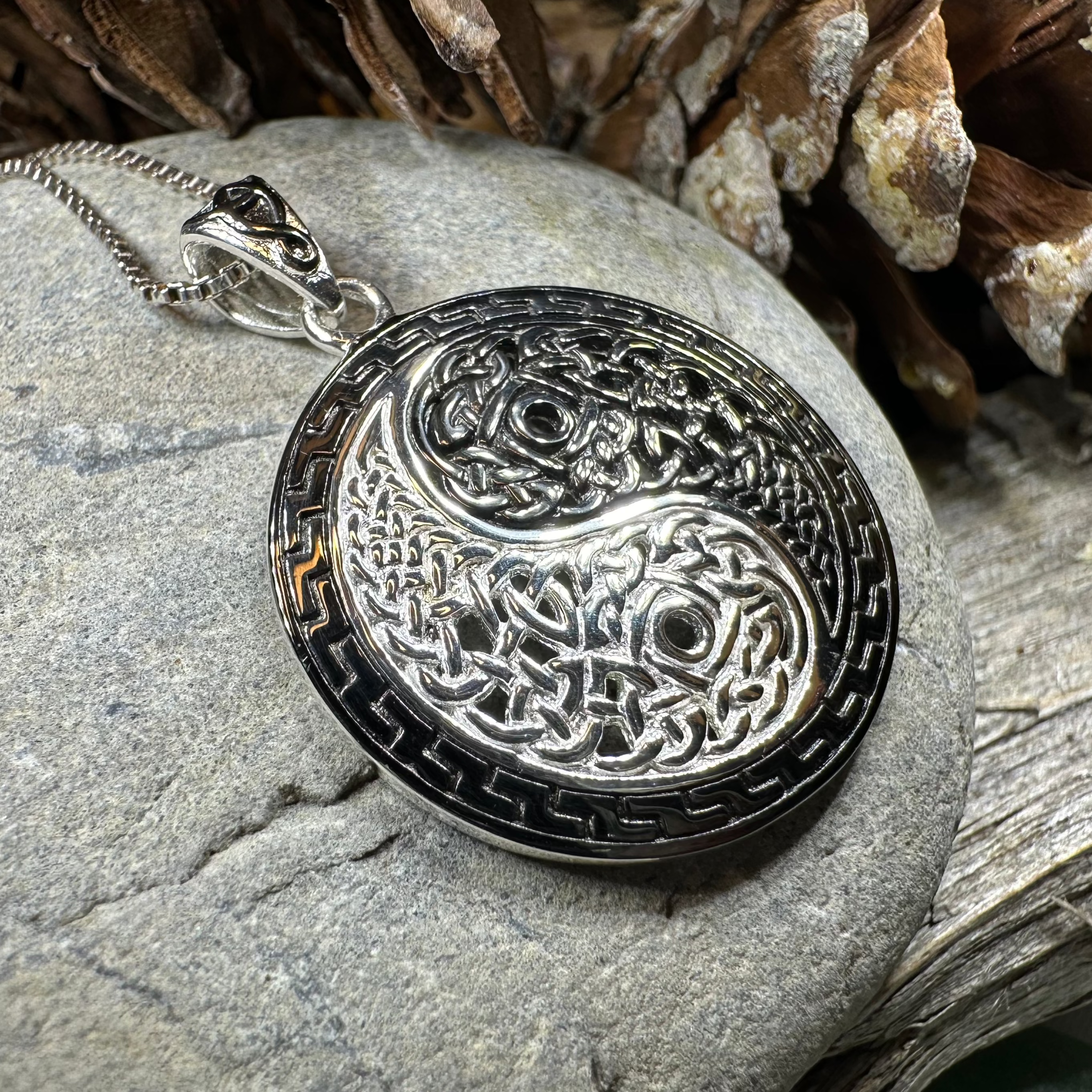 Celtic Yin Yang Necklace for Women - Stainless Steel Pendant with Chain - Spiritual Symbol Jewelry for Meditation, Yoga & Everyday Wear