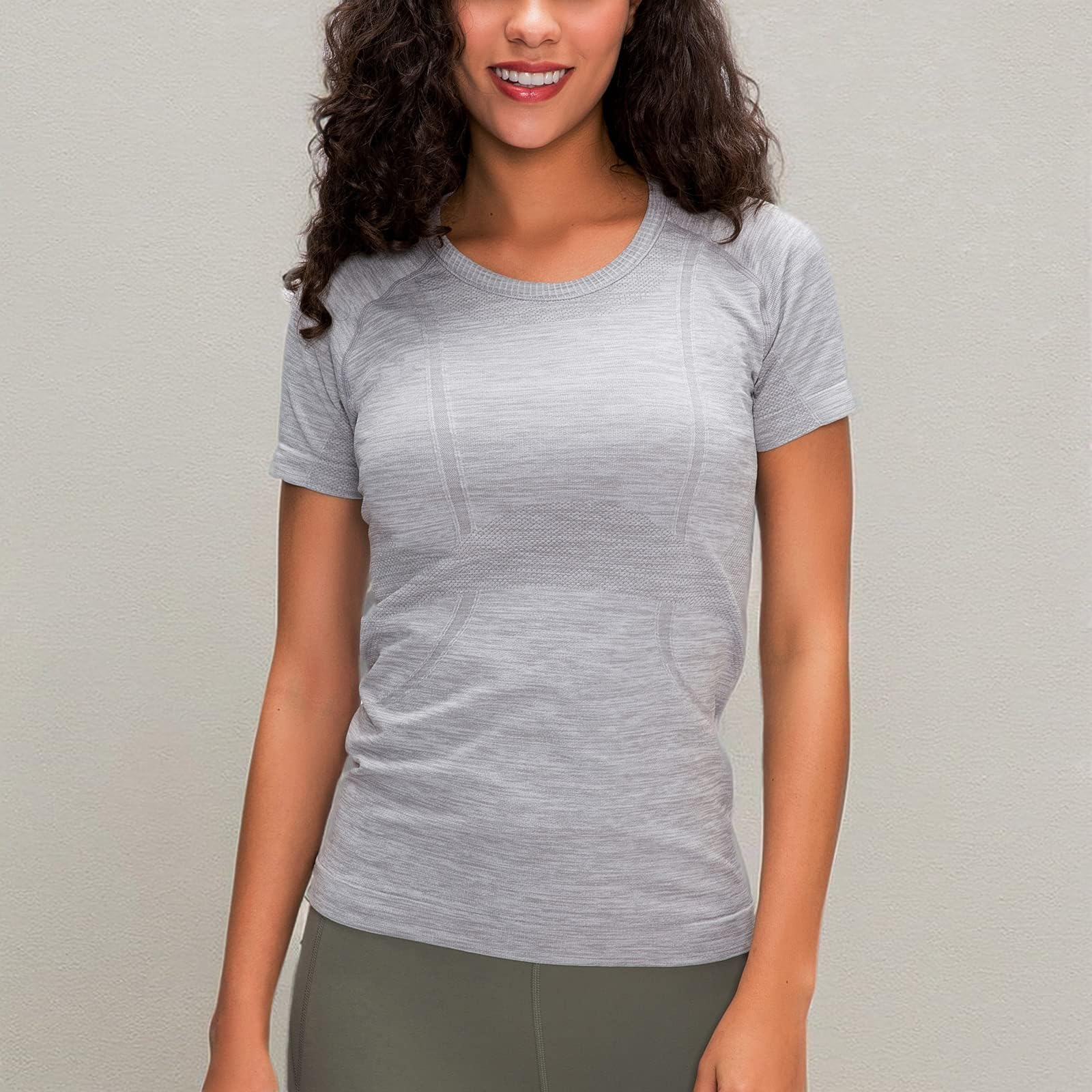Altiland Women's Seamless Workout T-Shirts - Breathable Short Sleeve Yoga Tops for Gym, Running & Fitness Training - Lightweight Athletic Shirts for Yoga, Pilates & Activewear