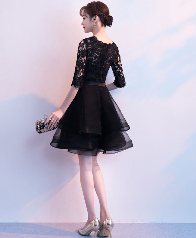Elegant Black V-Neck Lace Tulle Short Prom Dress for Homecoming, Party & Special Occasions - Perfect for Dances, Weddings & Formal Events