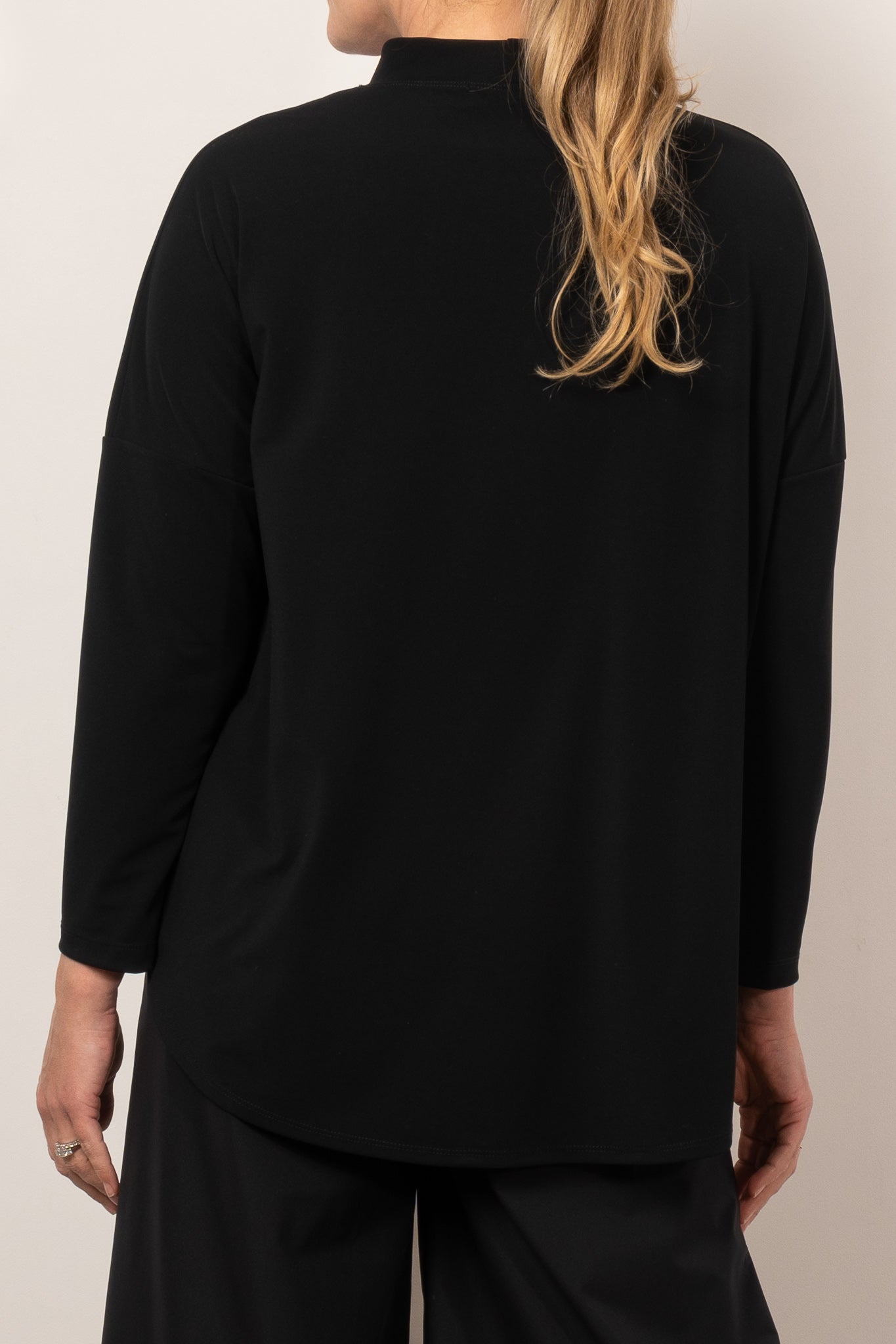 Mela Purdie Arc Sweater Powder Knit - Women's Soft Chunky Knit Pullover for Fall & Winter | Cozy Casual Wear & Layering Outfits