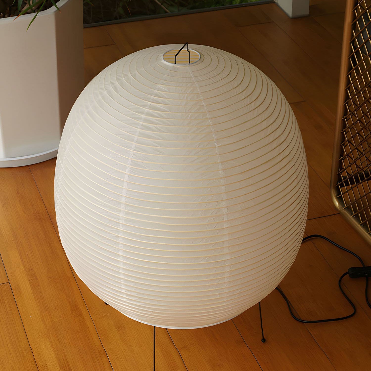 Handmade Rice Paper Lantern Table Lamp - Asian Style Decorative Lighting for Bedroom, Living Room & Dining Room - Perfect for Boho, Zen & Home Decor