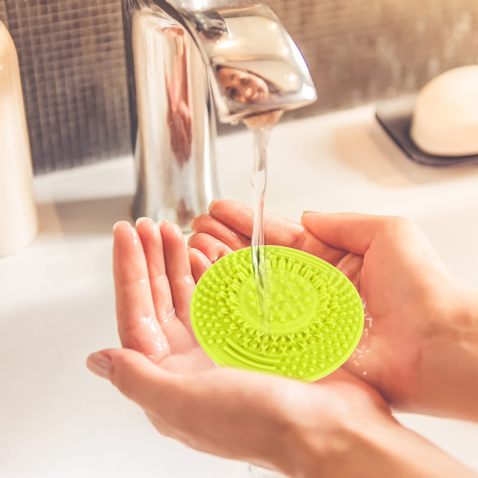 Beaupretty Silicone Makeup Brush Cleaning Mat - 3 Pack Cosmetic Brush Scrubber with Suction Cups | Portable Makeup Brush Cleaner for Women & Girls | Perfect for Home, Travel & Professional Salon Use | Grass Green